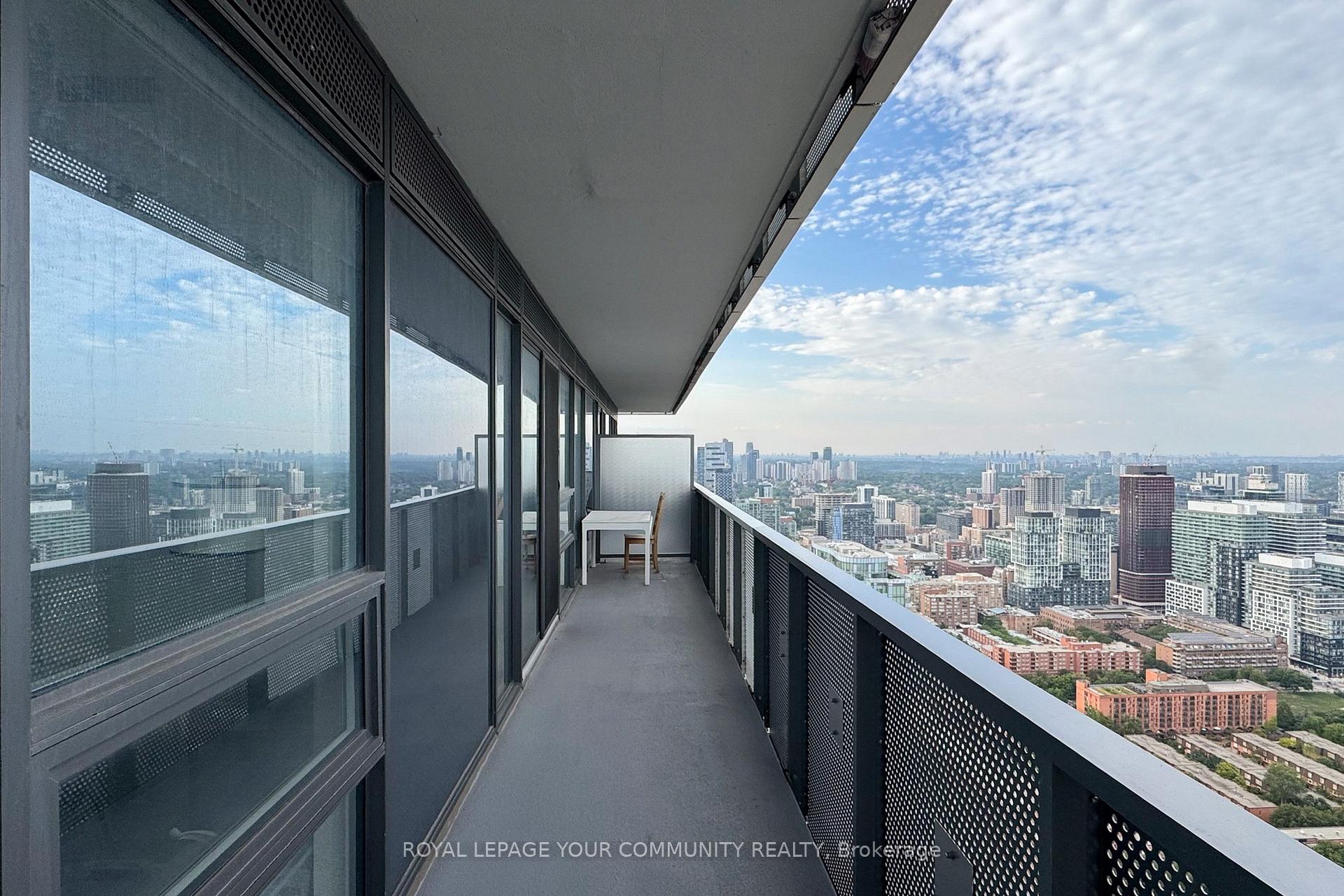 Photo 27 of Unit 5205, 138 Downes Street, Toronto, Waterfront Communities — HOMEH