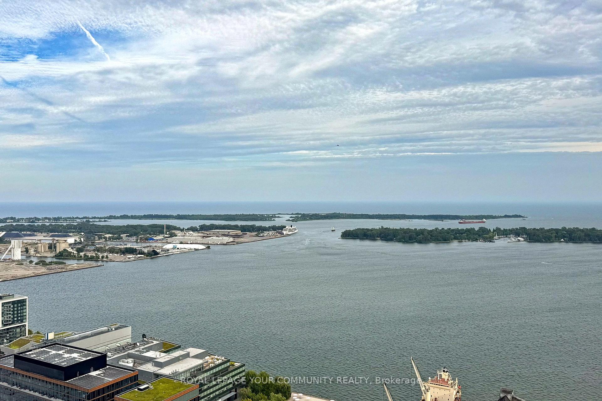 Photo 28 of Unit 5205, 138 Downes Street, Toronto, Waterfront Communities — HOMEH