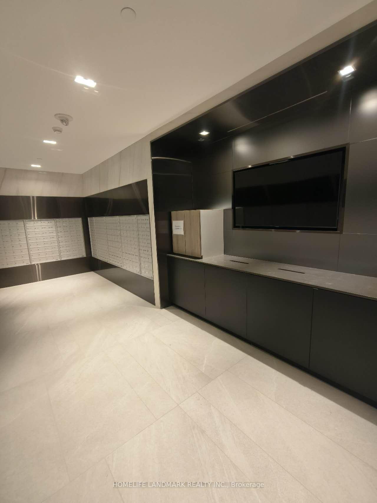 Photo 3 of Unit 4702, 319 Javis Street, Toronto, Church-Yonge Corridor — HOMEH