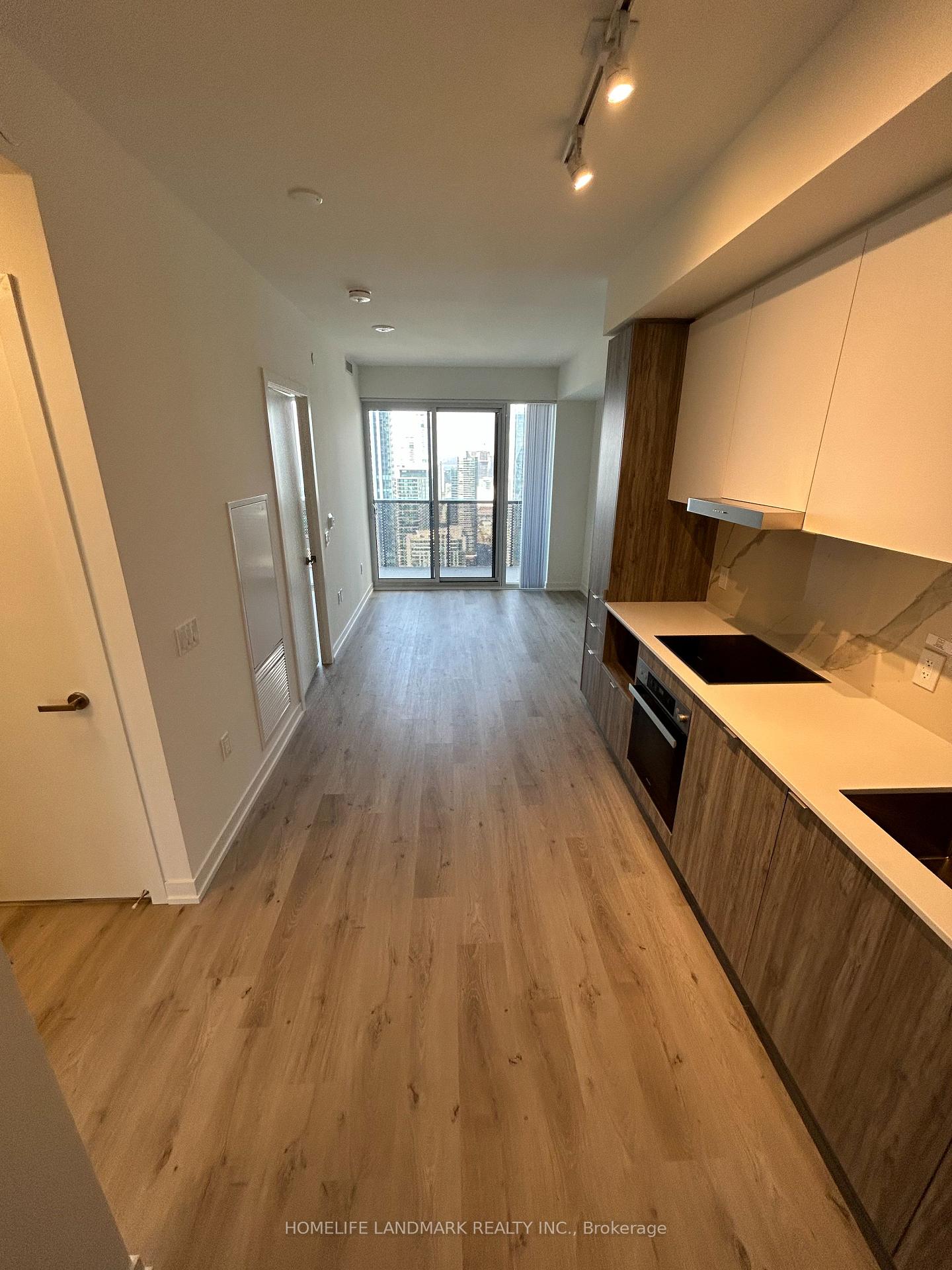 Photo 7 of Unit 6610, 138 Downes Street, Toronto, Waterfront Communities — HOMEH