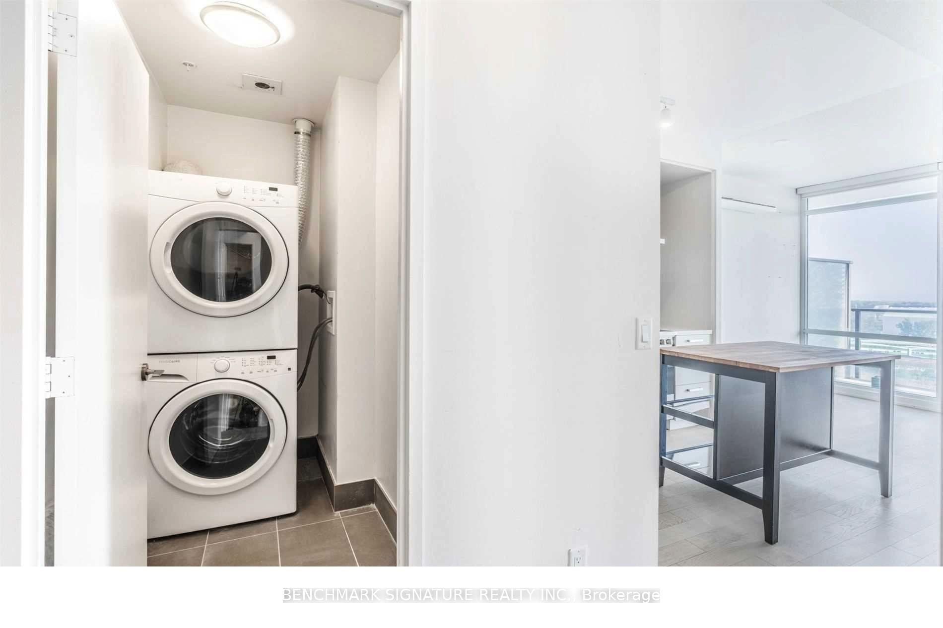 Photo 11 of Unit S907, 120 Bayview Avenue, Toronto, Waterfront Communities — HOMEH