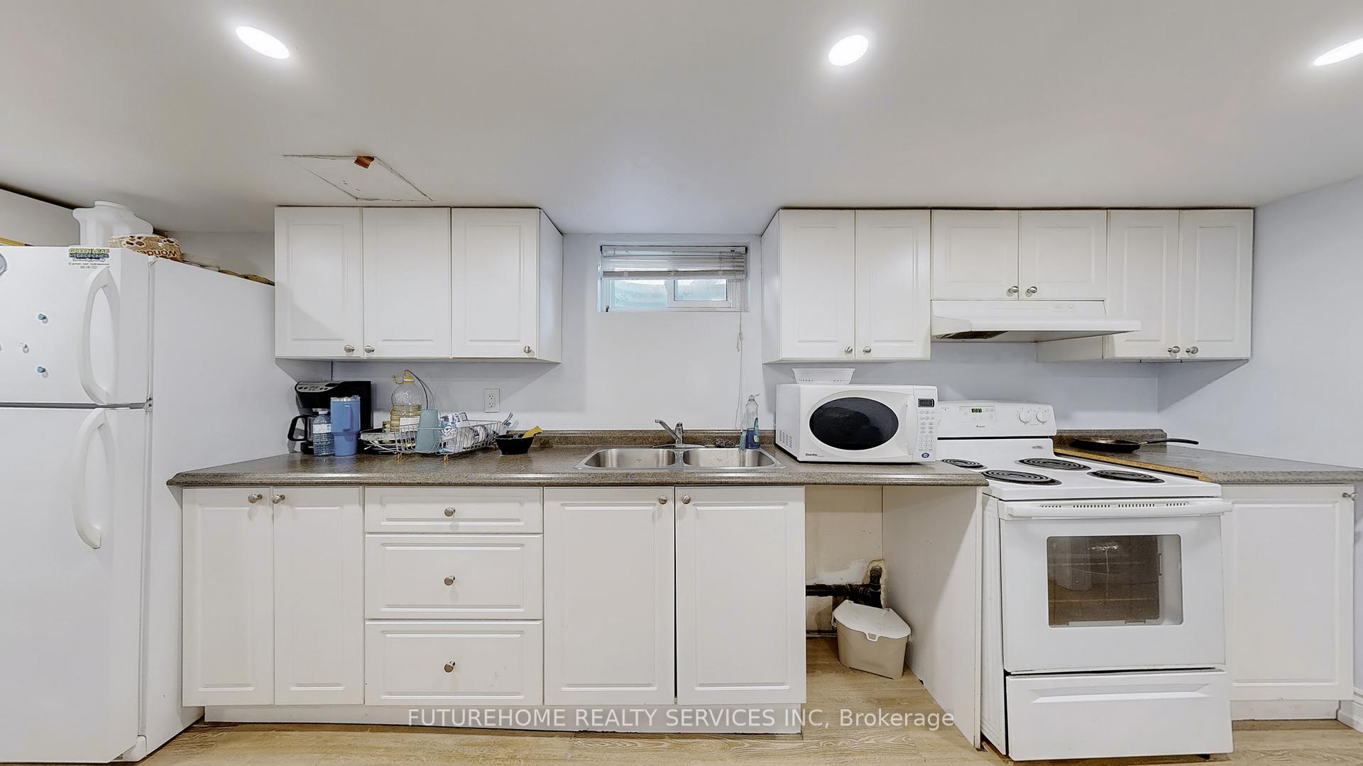 Photo 18 of 398 Dwight Avenue, Oshawa, Lakeview — HOMEH
