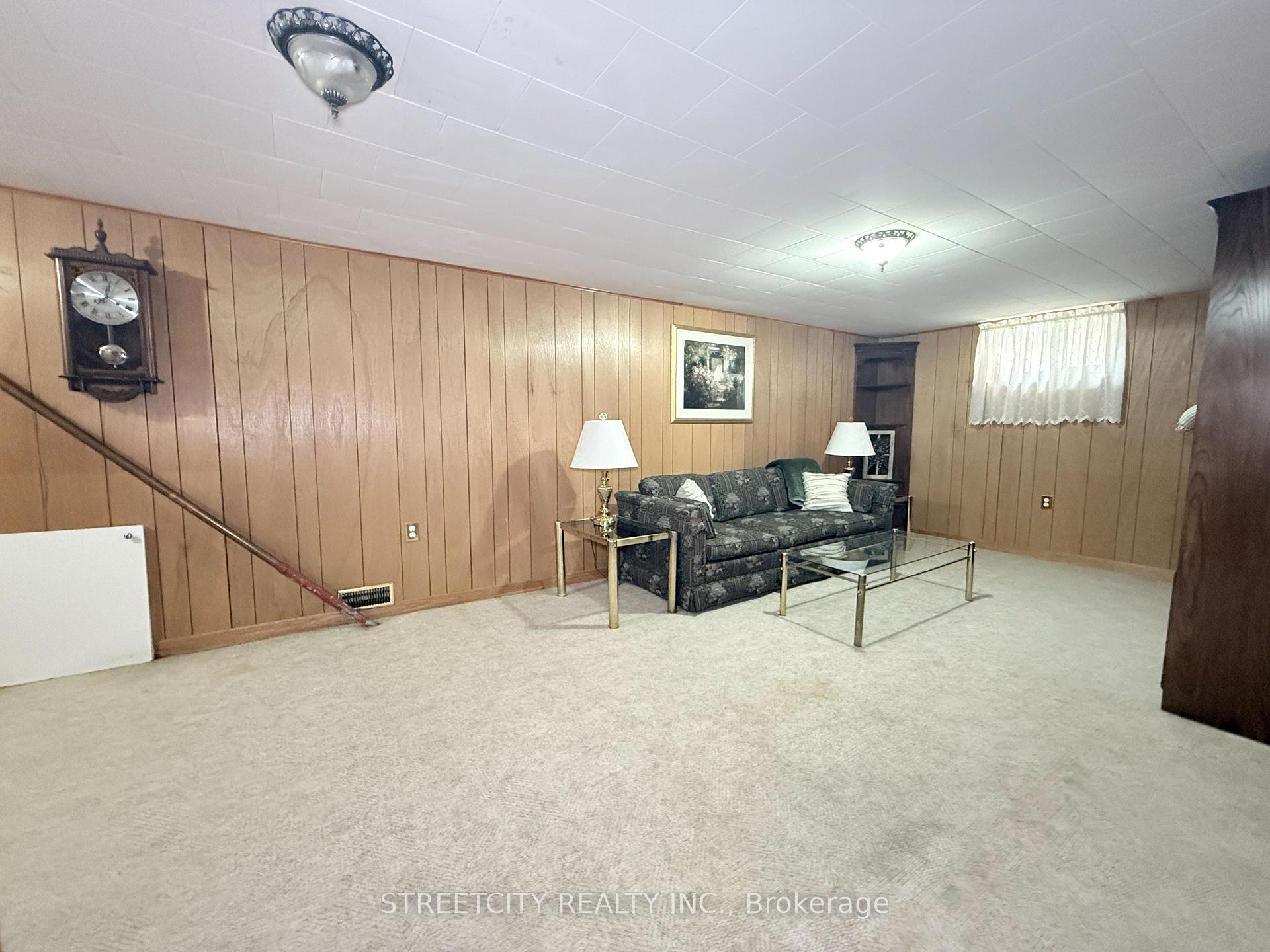 Photo 11 of 362 Mack Avenue, Sarnia — HOMEH