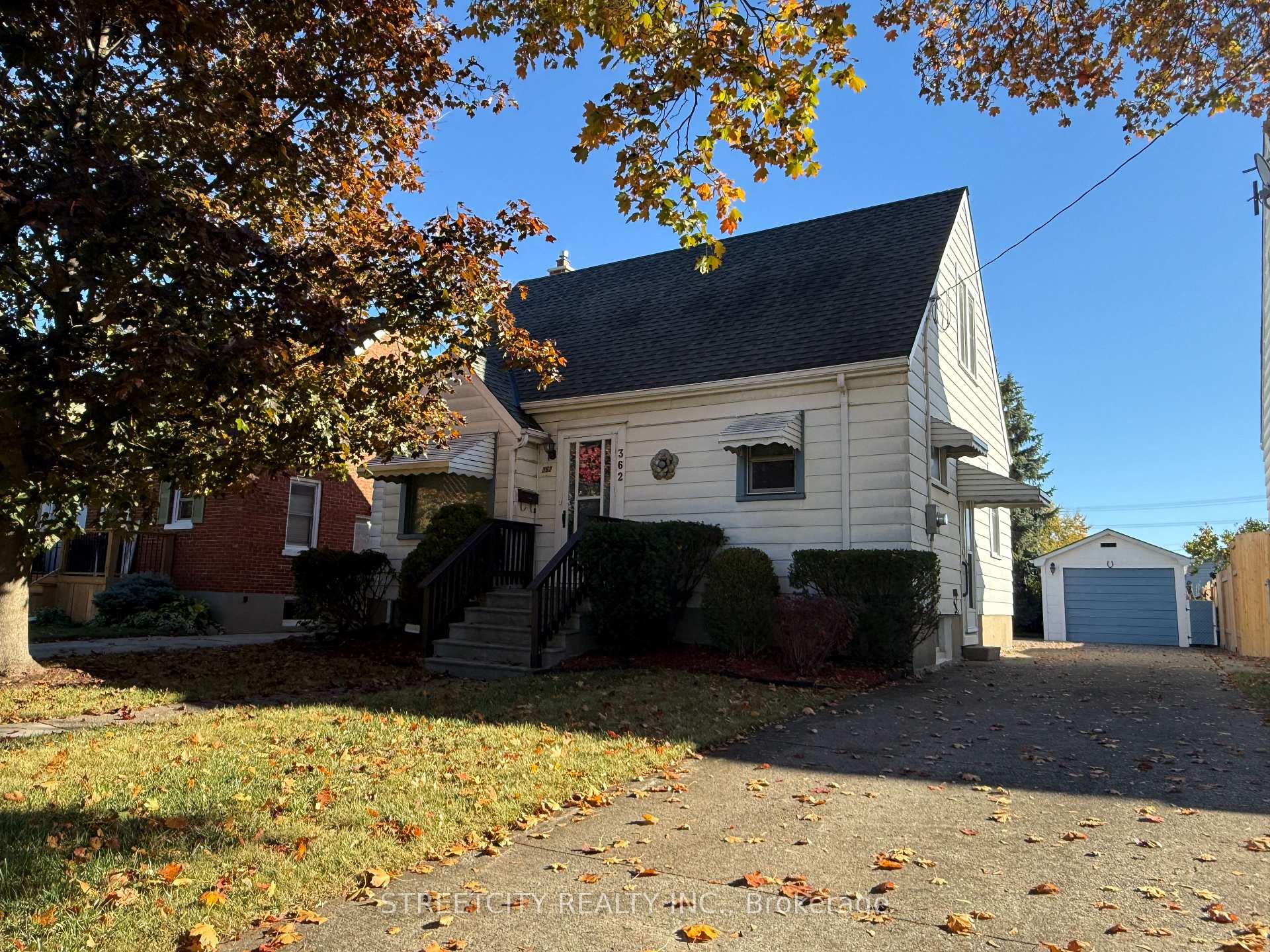 Photo 18 of 362 Mack Avenue, Sarnia — HOMEH