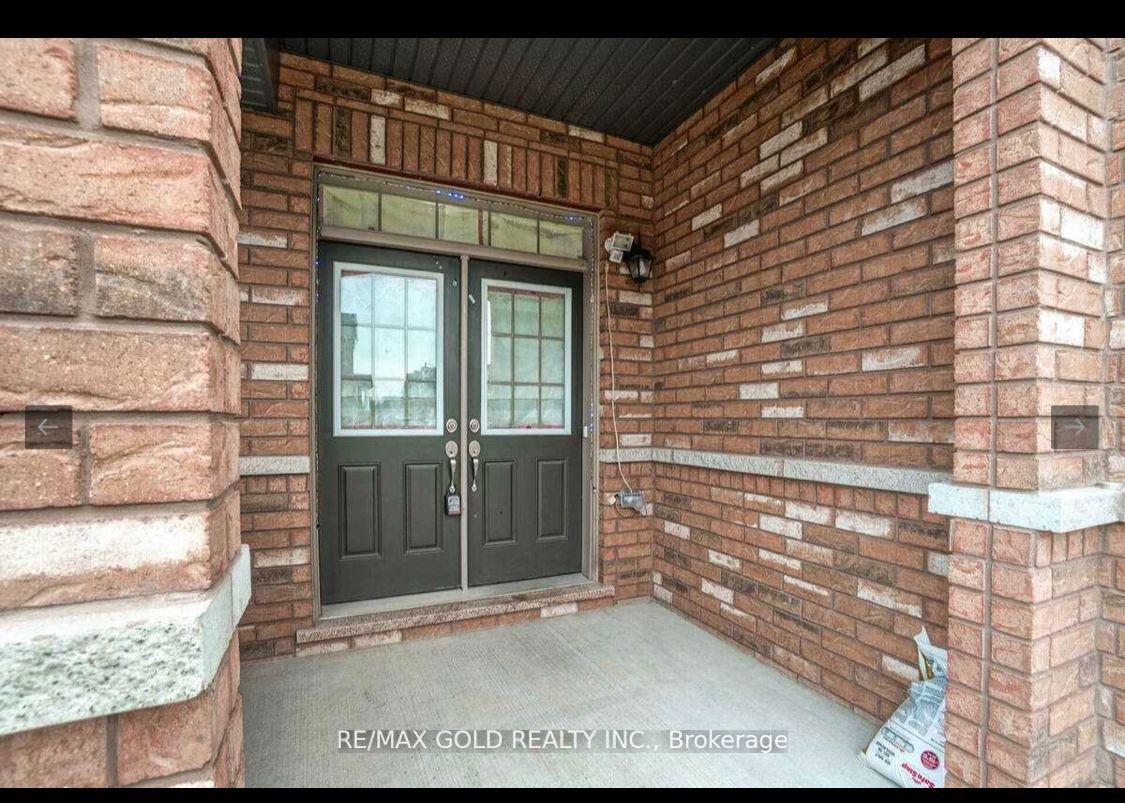 Photo 12 of 22 Davenfield Circle, Brampton, Bram East — HOMEH