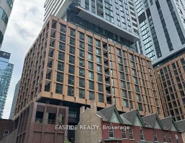 Front of Unit 1612, 8 Widmer Street