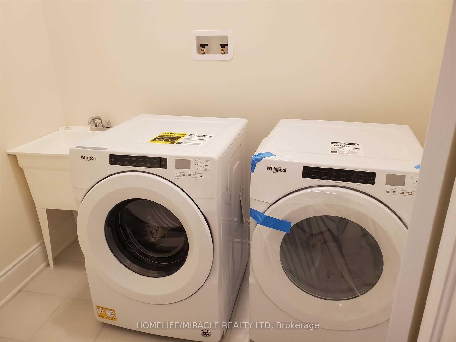 Photo 11 of Unit (Upper), 19 Cobriza Crescent, Brampton, Northwest Brampton — HOMEH