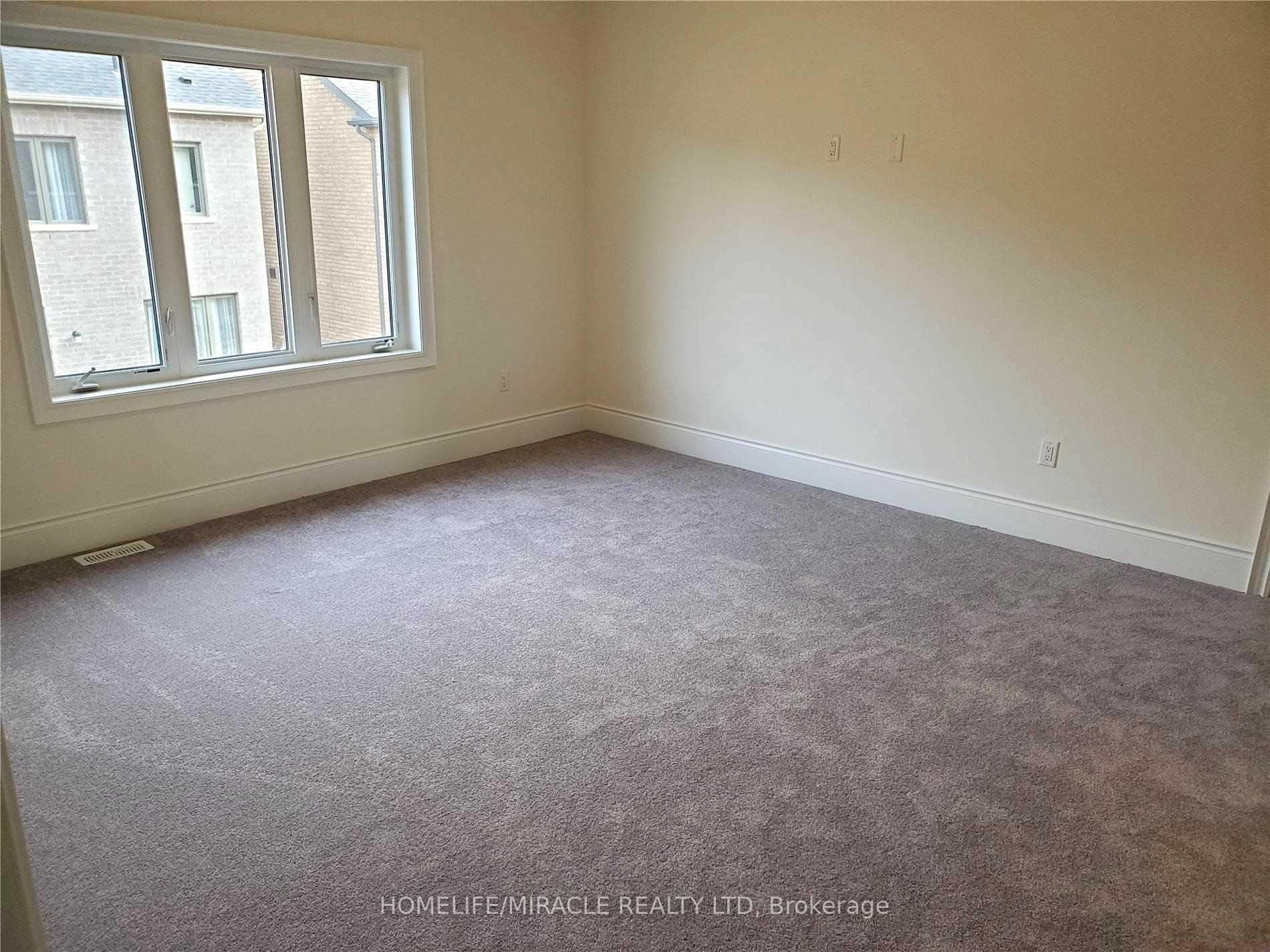 Photo 18 of Unit (Upper), 19 Cobriza Crescent, Brampton, Northwest Brampton — HOMEH