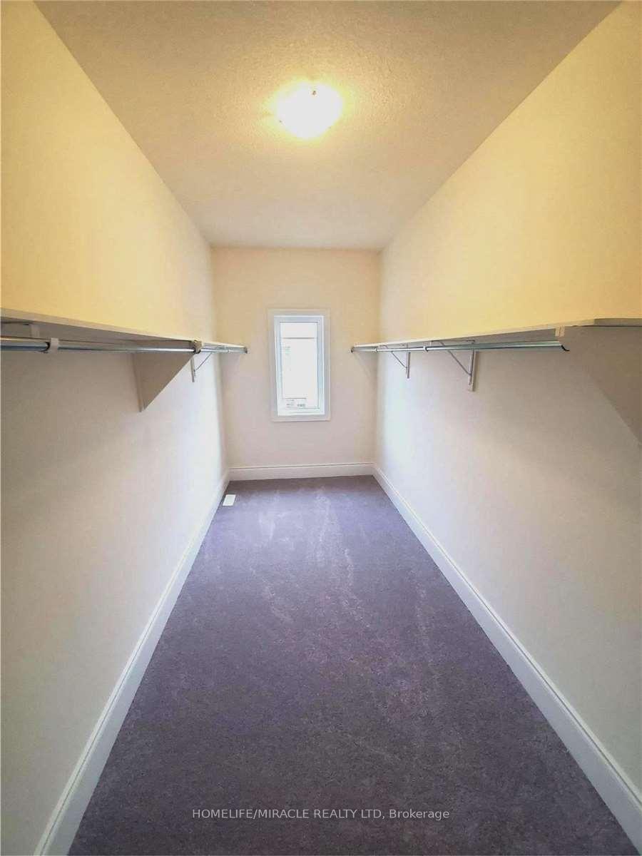 Photo 22 of Unit (Upper), 19 Cobriza Crescent, Brampton, Northwest Brampton — HOMEH