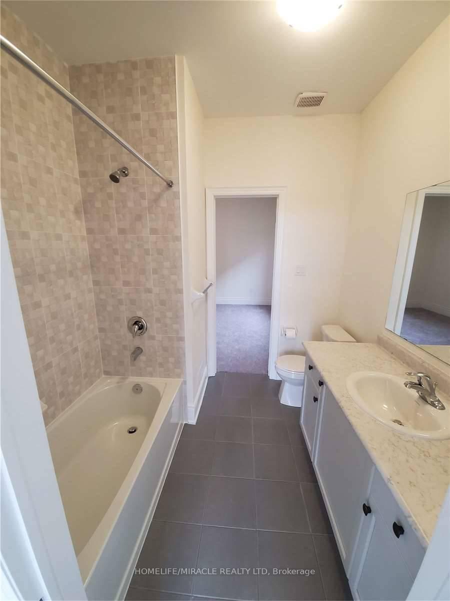 Photo 31 of Unit (Upper), 19 Cobriza Crescent, Brampton, Northwest Brampton — HOMEH