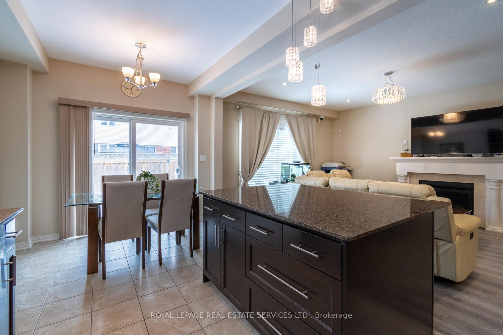 Photo 8 of 75 Chamomile Drive, Hamilton, Eleanor — HOMEH