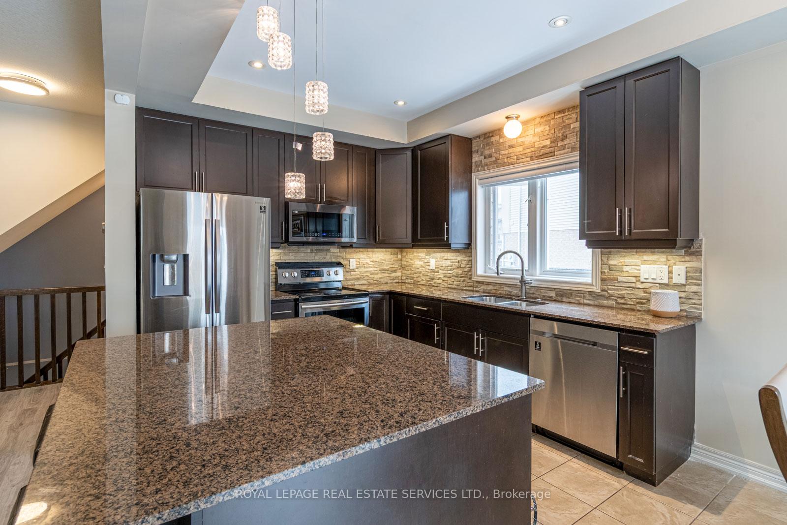 Photo 9 of 75 Chamomile Drive, Hamilton, Eleanor — HOMEH