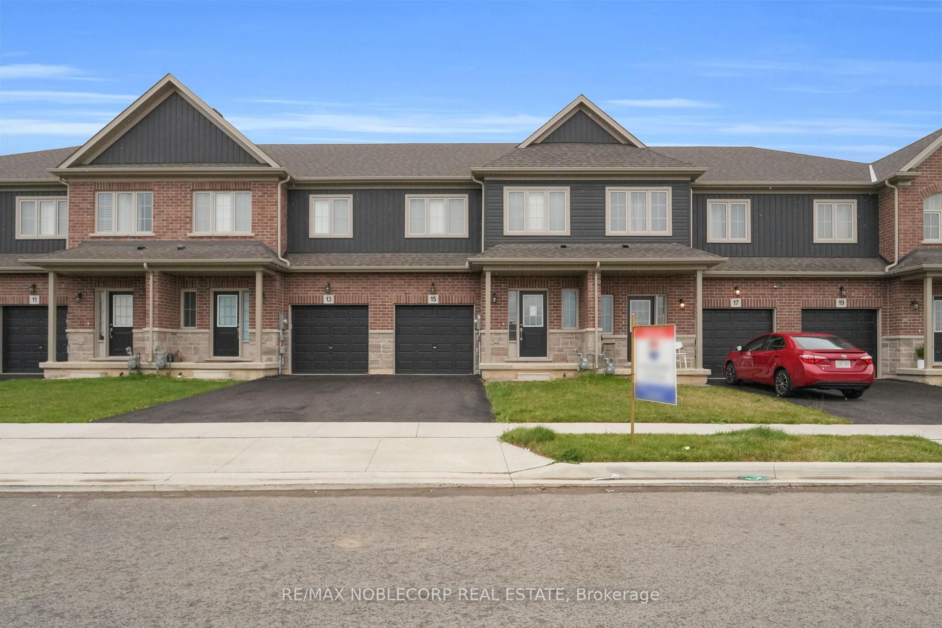 Front of 15 Lloyd Davies Way