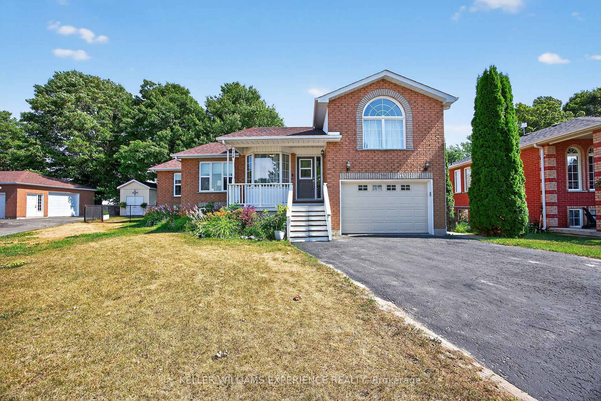 Photo 1 of 170 Ritchie Crescent, Springwater, Elmvale — HOMEH