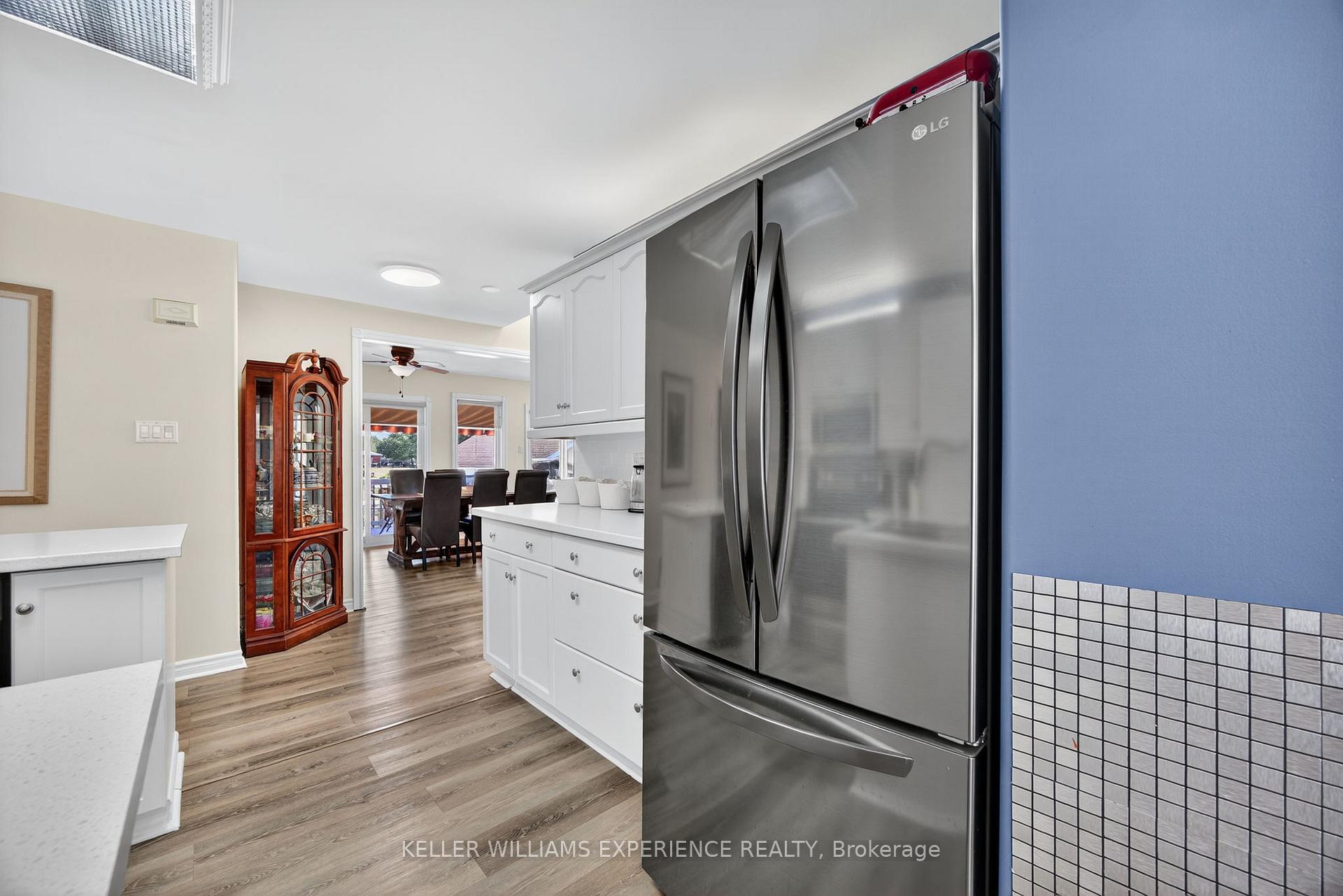 Photo 6 of 170 Ritchie Crescent, Springwater, Elmvale — HOMEH