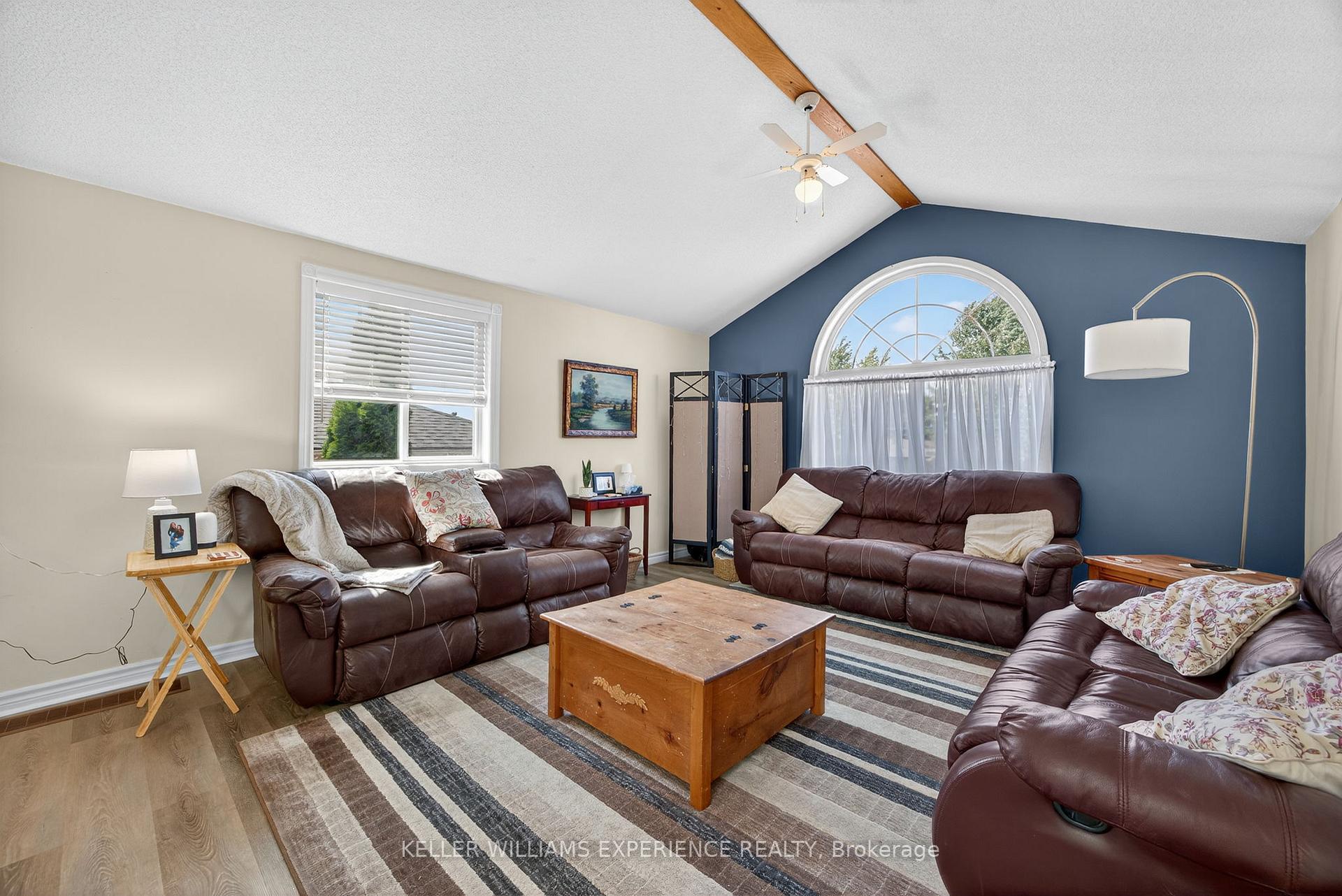 Photo 15 of 170 Ritchie Crescent, Springwater, Elmvale — HOMEH