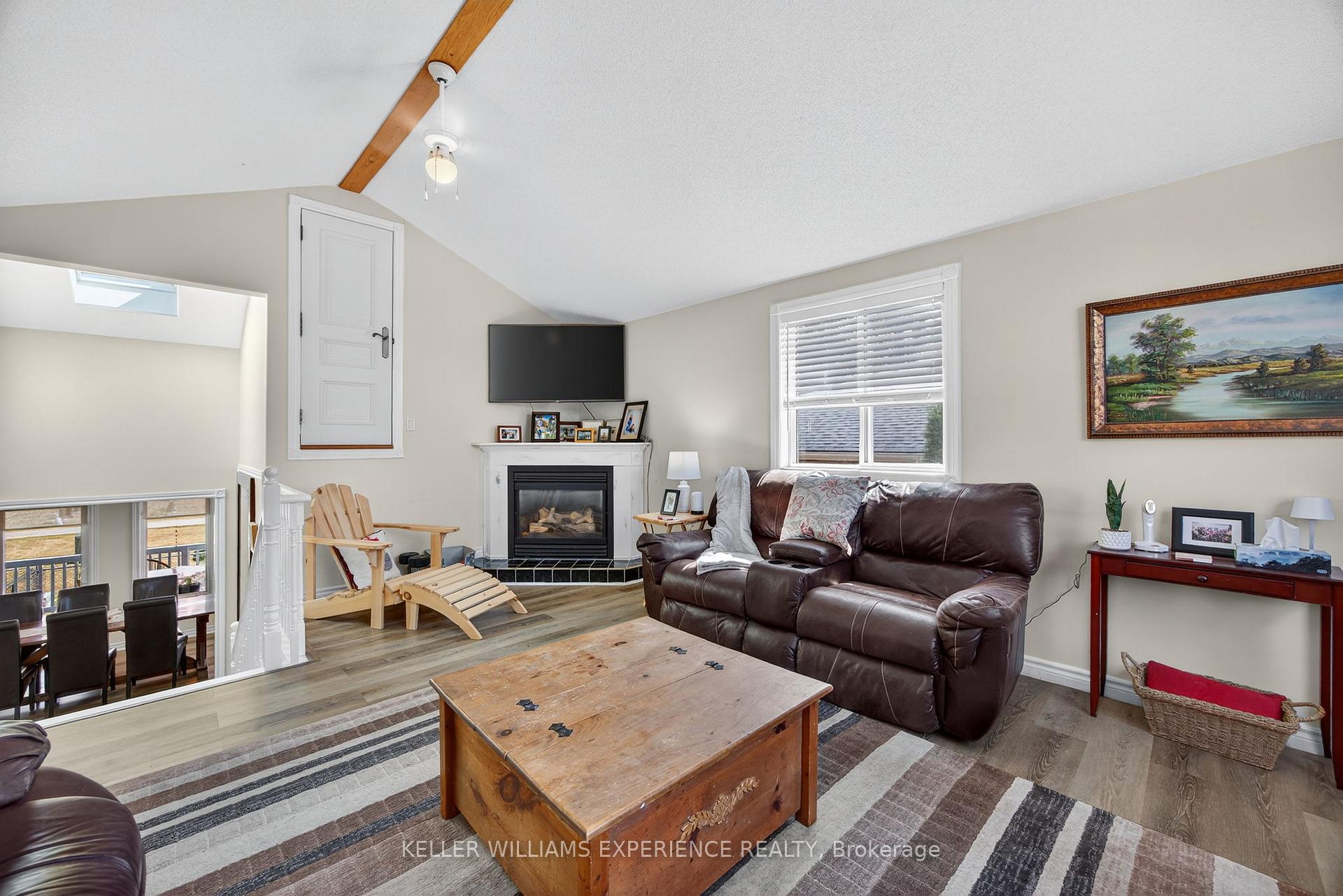Photo 17 of 170 Ritchie Crescent, Springwater, Elmvale — HOMEH