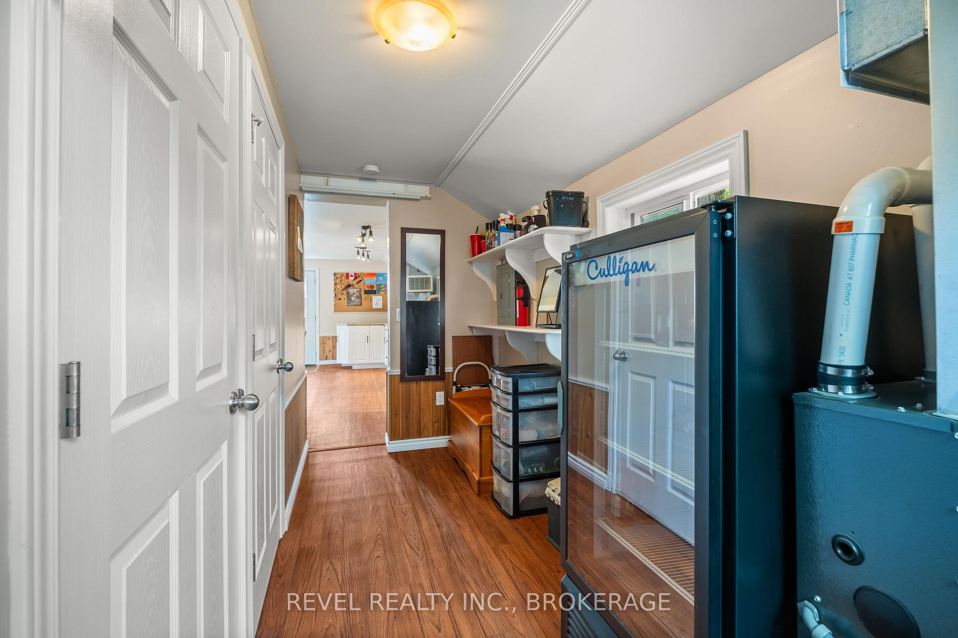 Photo 8 of 1690 Green Bay Road, Frontenac, Frontenac South — HOMEH