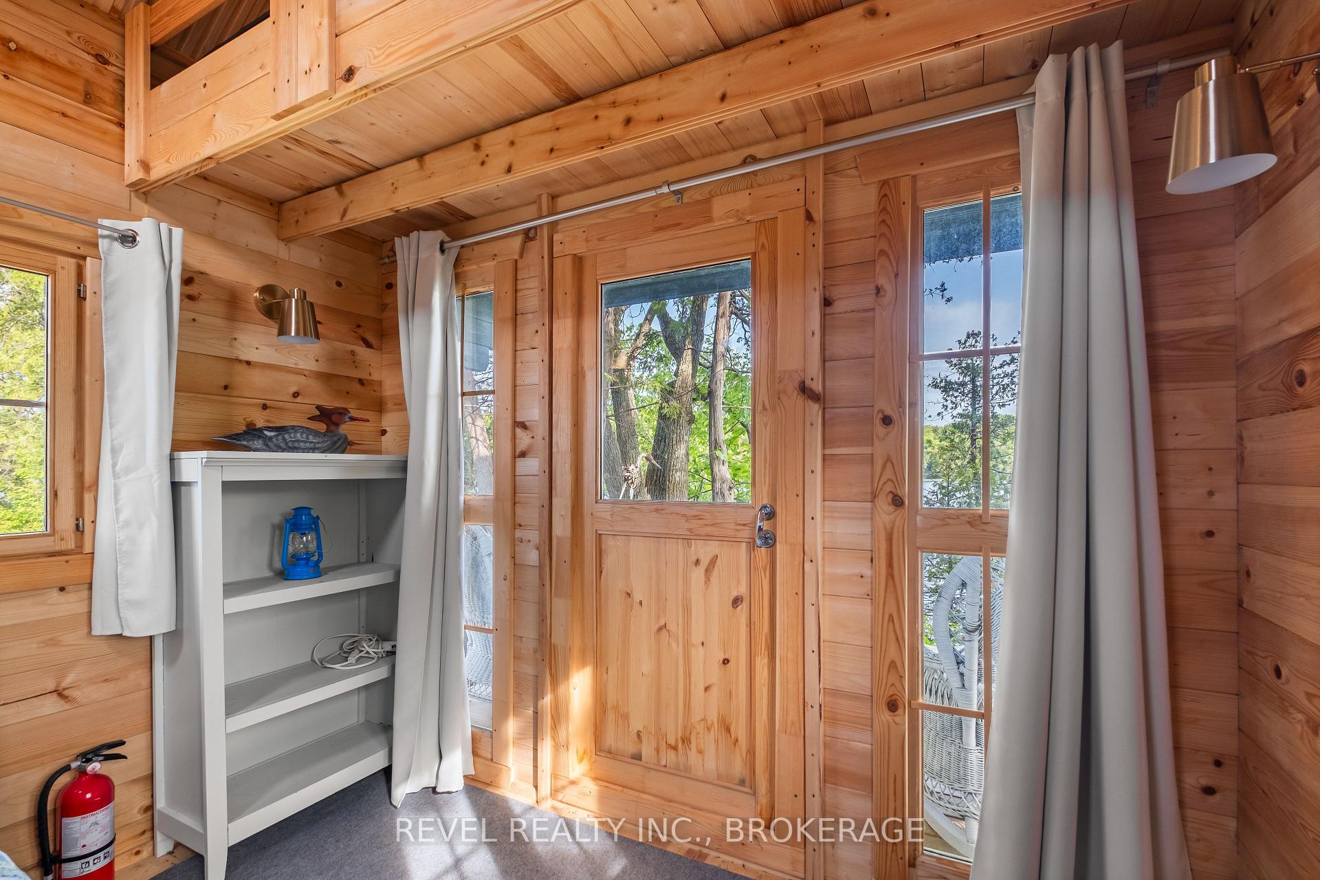 Photo 16 of 1690 Green Bay Road, Frontenac, Frontenac South — HOMEH