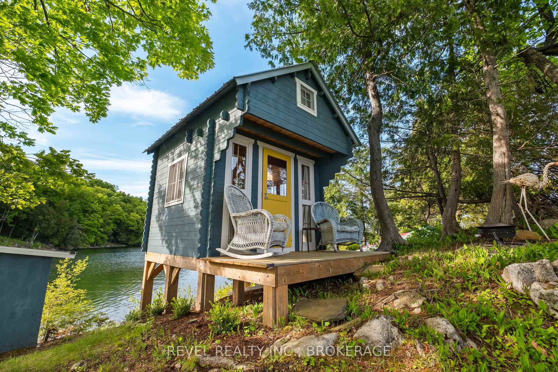 Photo 24 of 1690 Green Bay Road, Frontenac, Frontenac South — HOMEH