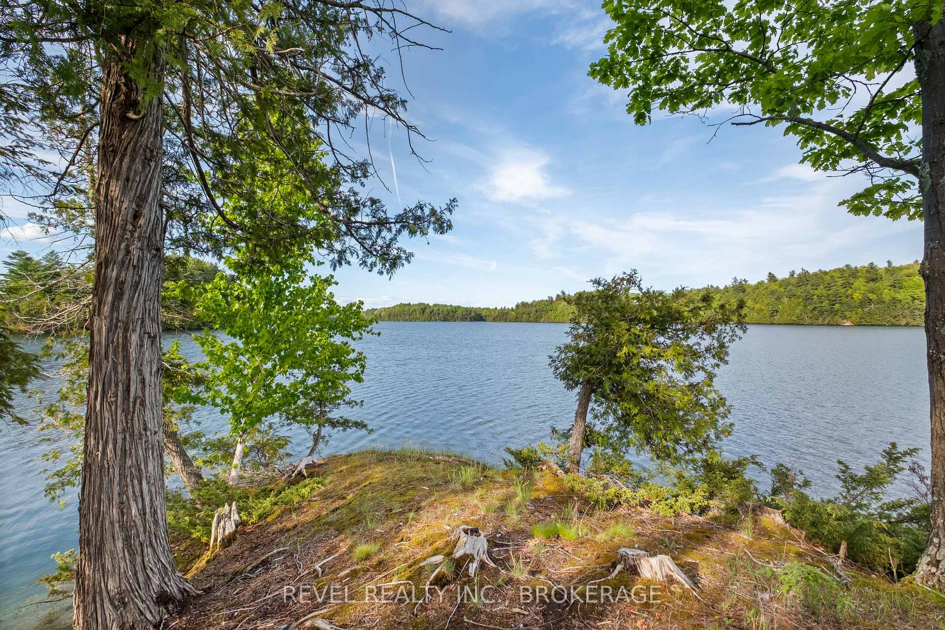 Photo 27 of 1690 Green Bay Road, Frontenac, Frontenac South — HOMEH