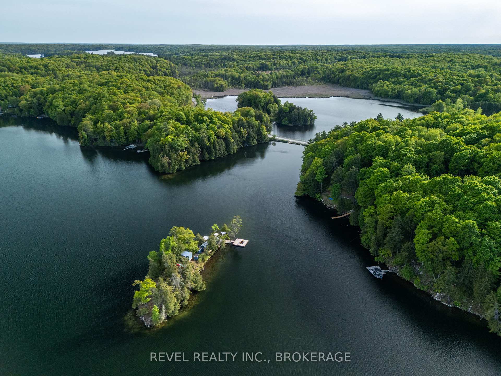 Photo 30 of 1690 Green Bay Road, Frontenac, Frontenac South — HOMEH