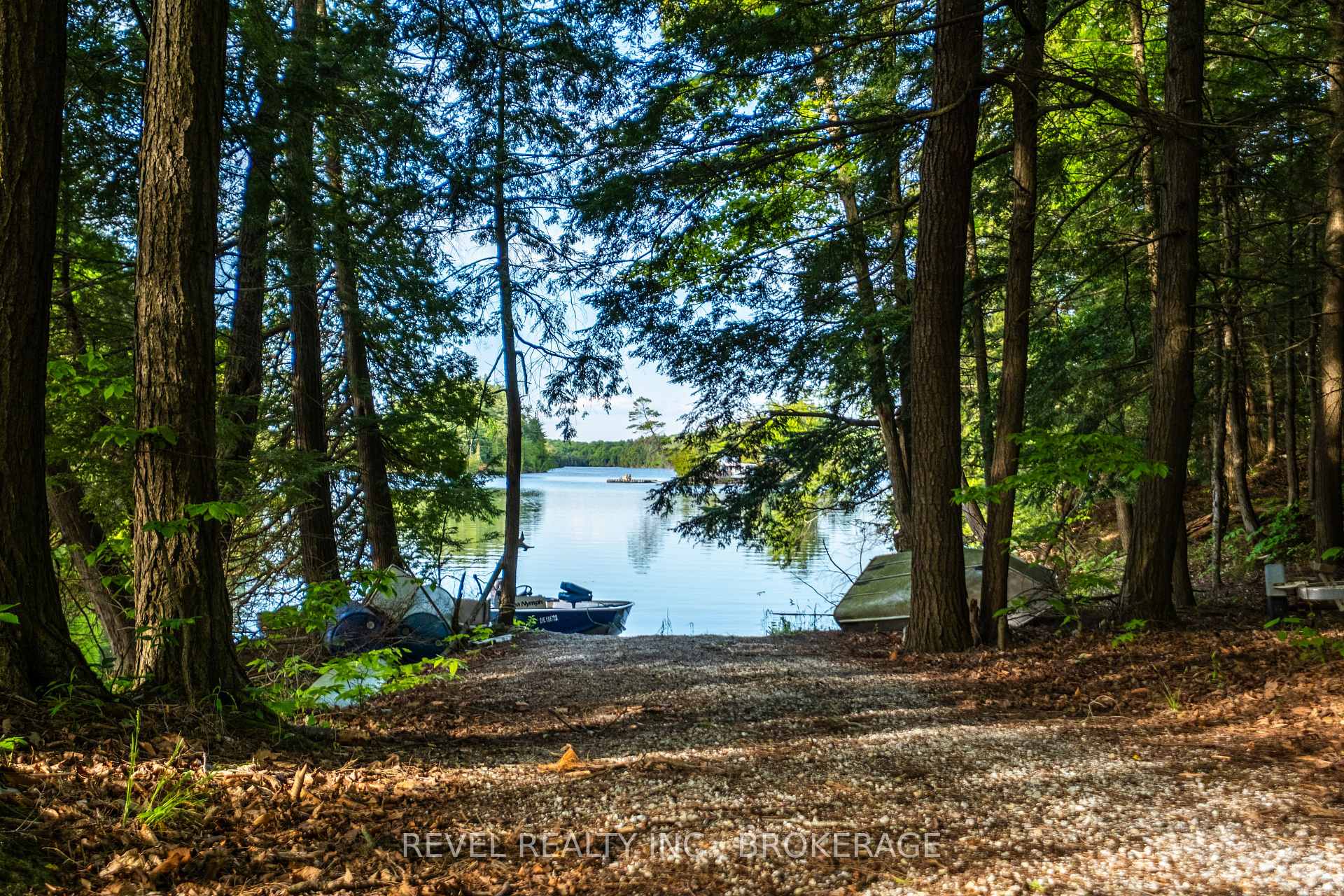 Photo 31 of 1690 Green Bay Road, Frontenac, Frontenac South — HOMEH