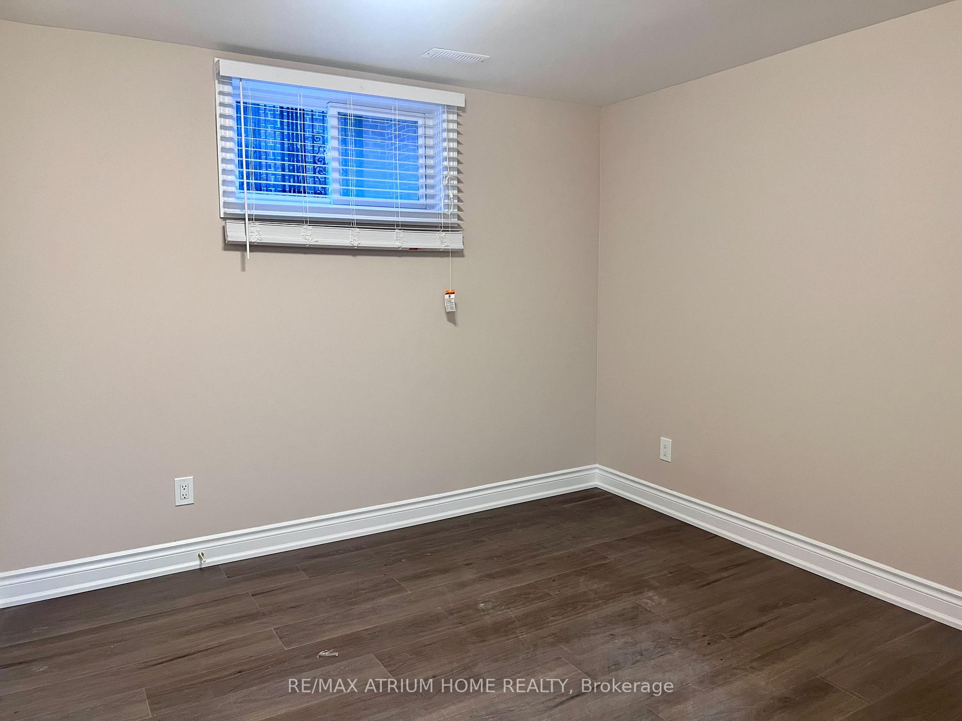 Photo 5 of Unit Bsmt, 2 Risebrough Circuit, Markham, Milliken Mills West — HOMEH