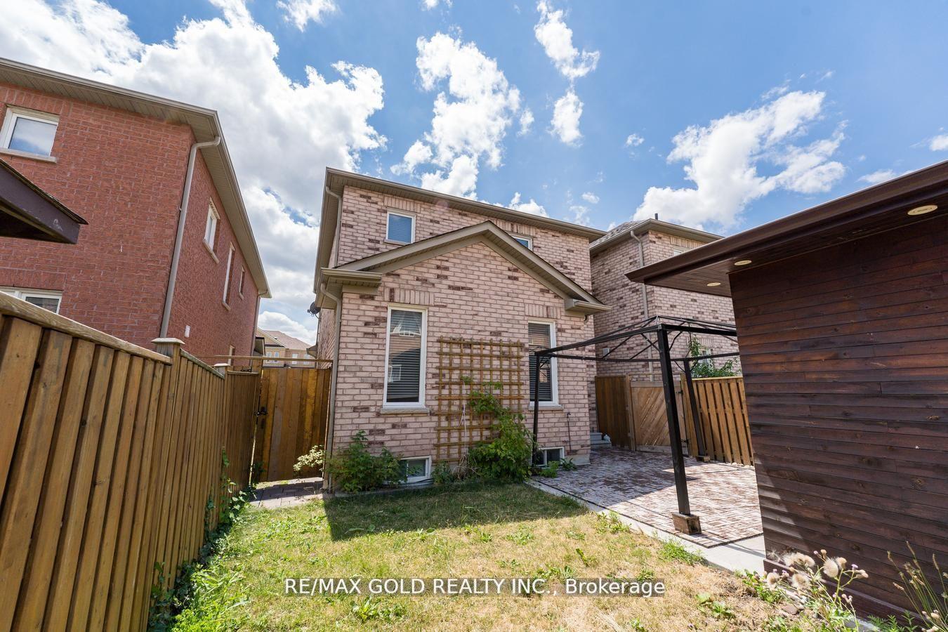 Photo 58 of 7 Percy Gate, Brampton, Fletcher's Meadow — HOMEH