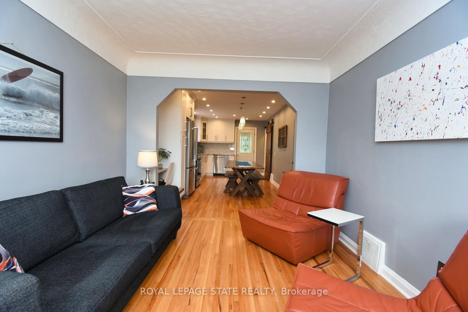 Photo 9 of 152 Glencairn Avenue, Hamilton, Bartonville — HOMEH