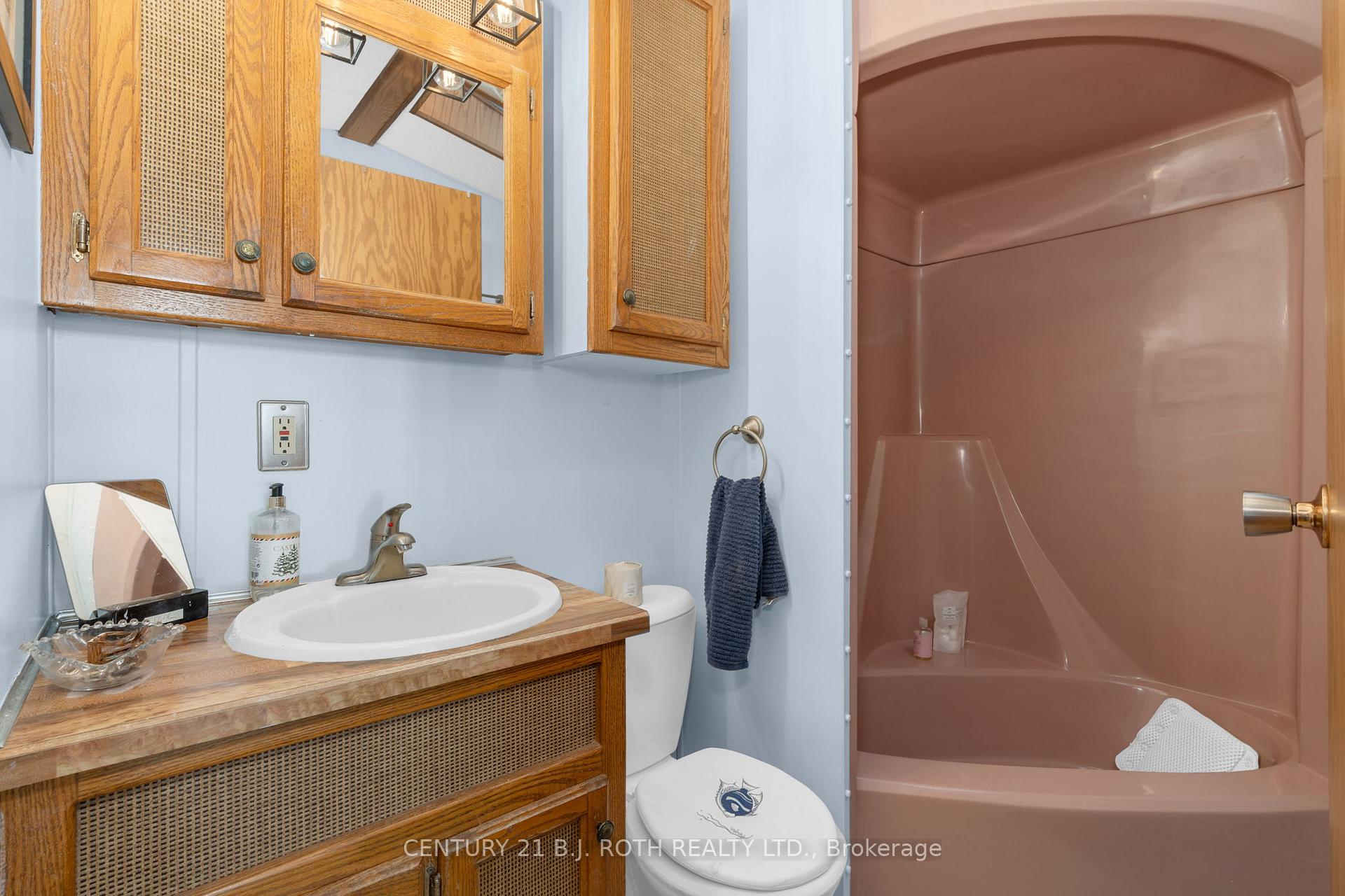 Photo 13 of Unit 70, 1007 racoon Road, Gravenhurst, Morrison — HOMEH