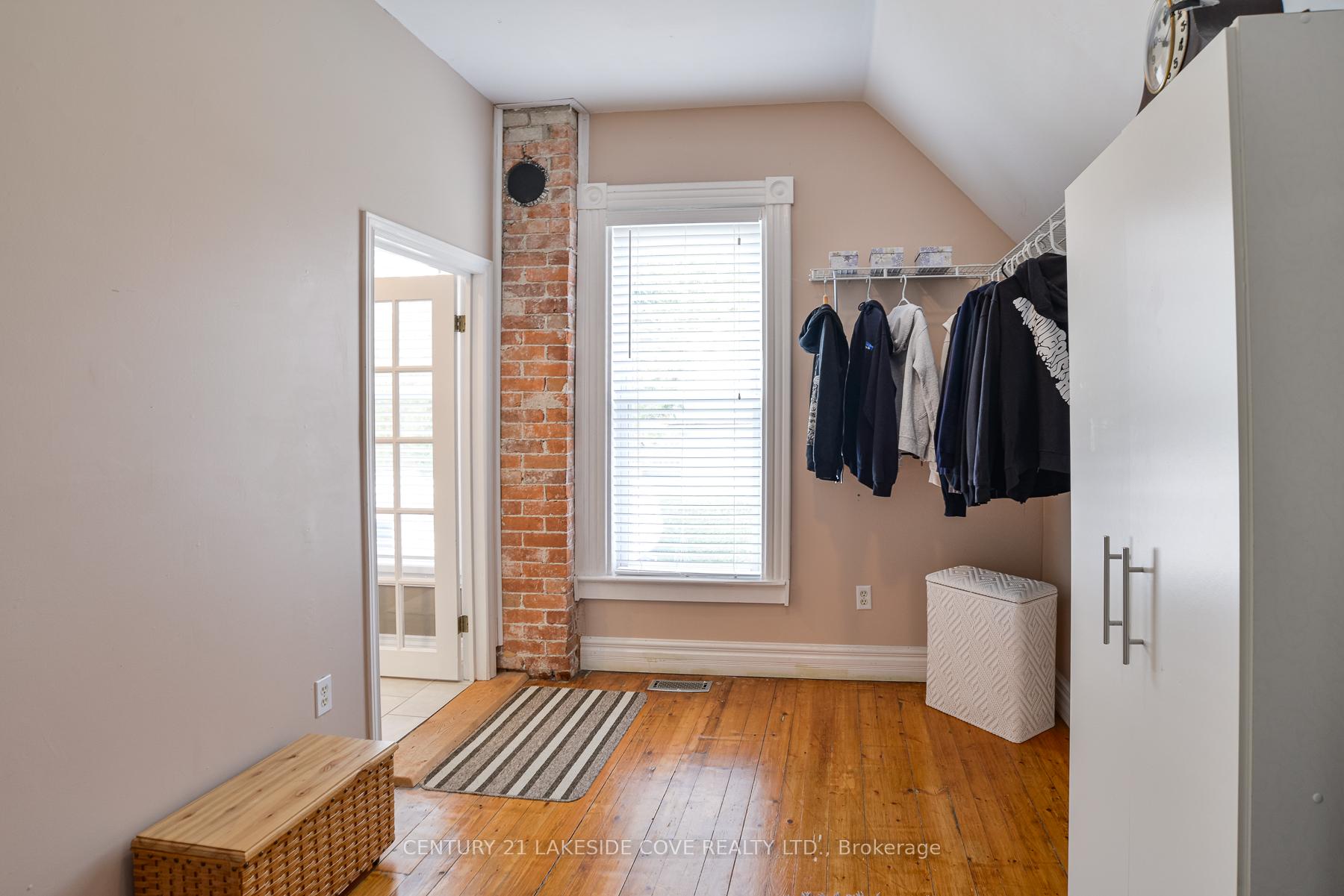 Photo 16 of 2189 Concession 4 Road, Ramara, Brechin — HOMEH