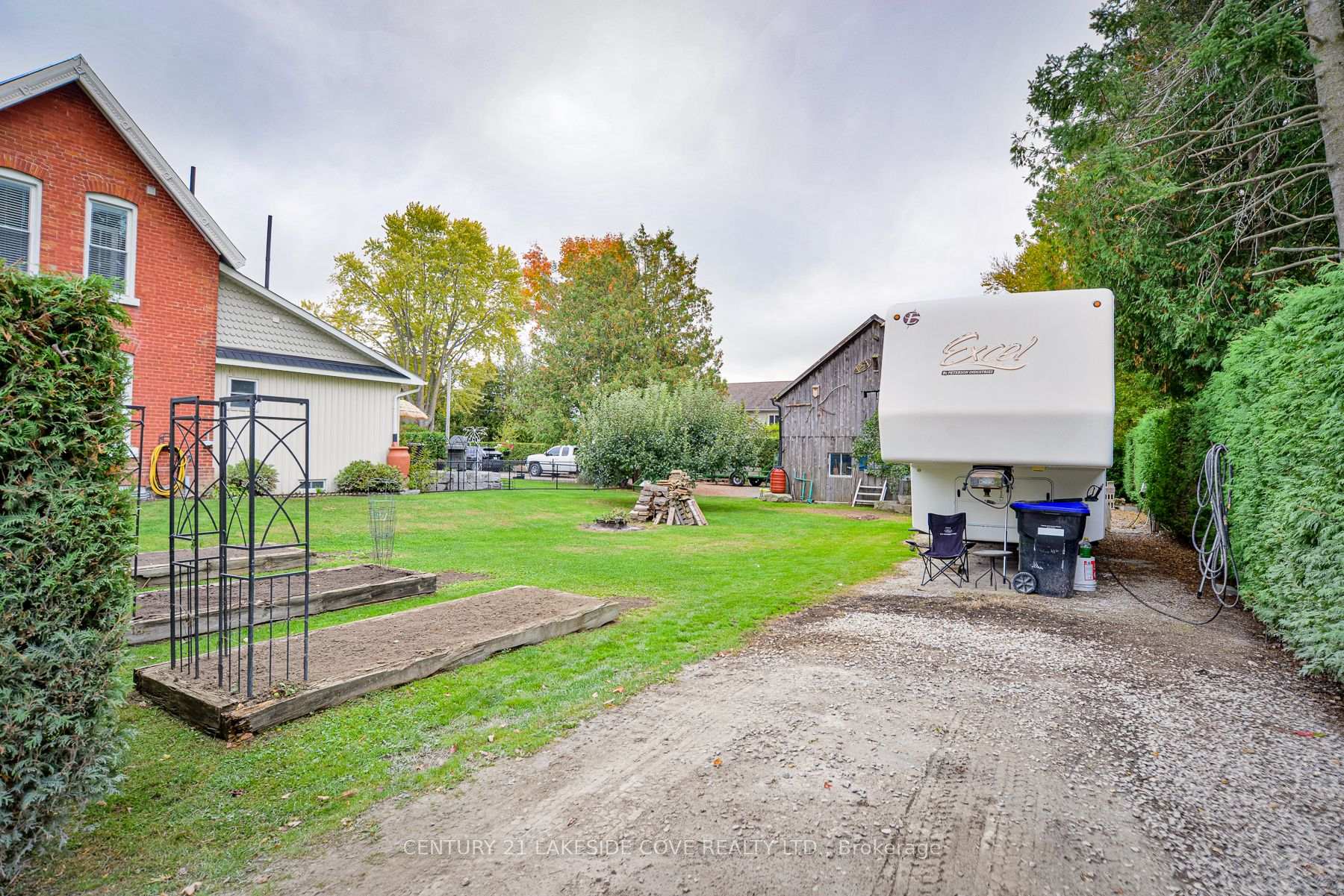 Photo 21 of 2189 Concession 4 Road, Ramara, Brechin — HOMEH