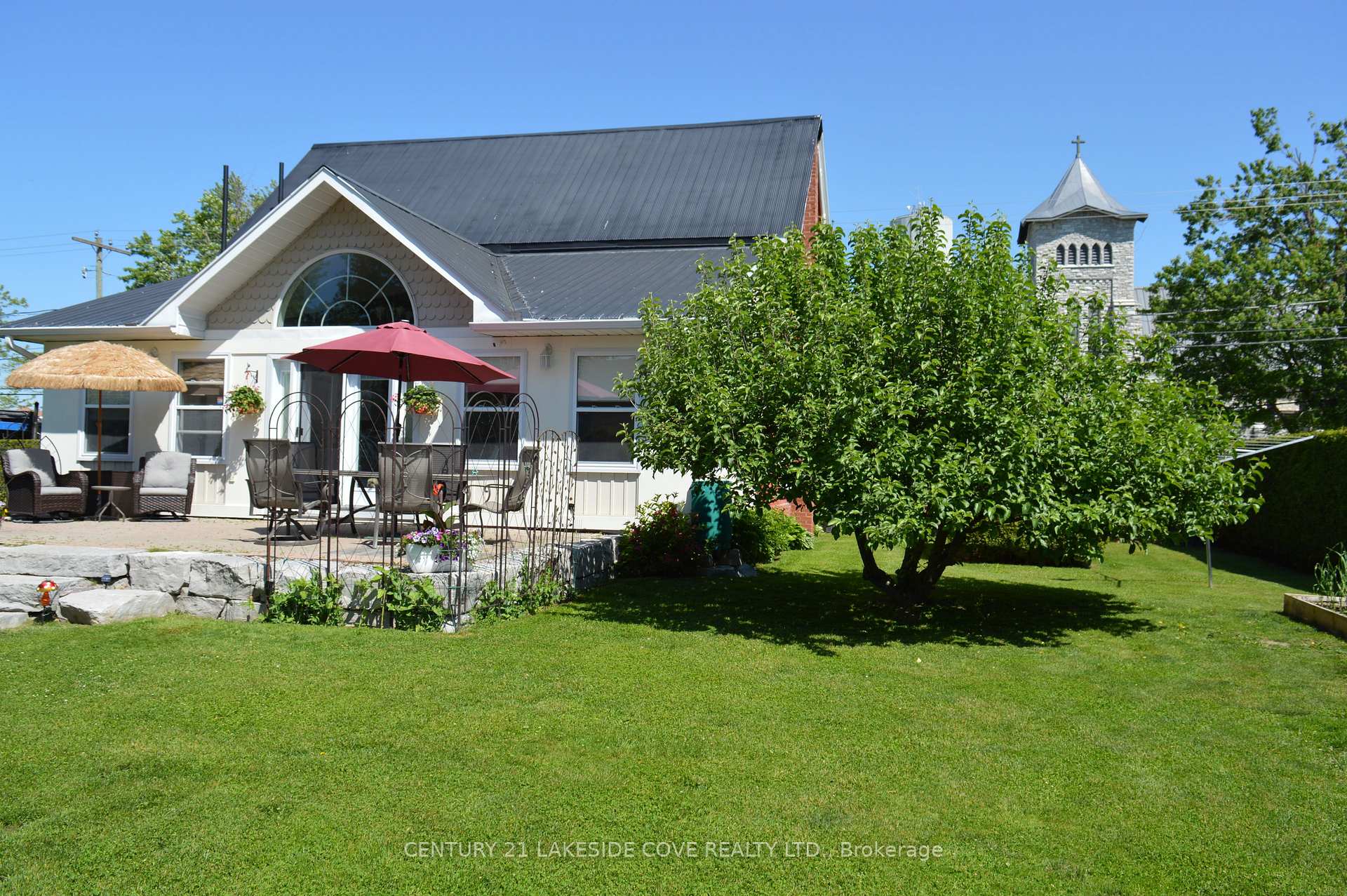 Photo 36 of 2189 Concession 4 Road, Ramara, Brechin — HOMEH