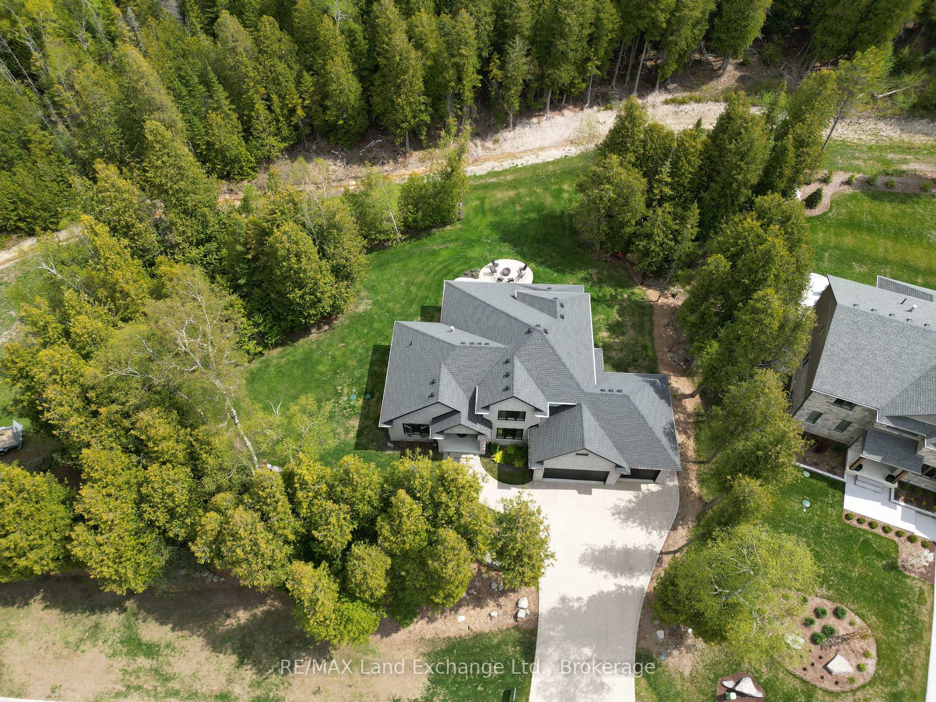 Photo 4 of 158 Upper Lorne Beach Road, Kincardine — HOMEH