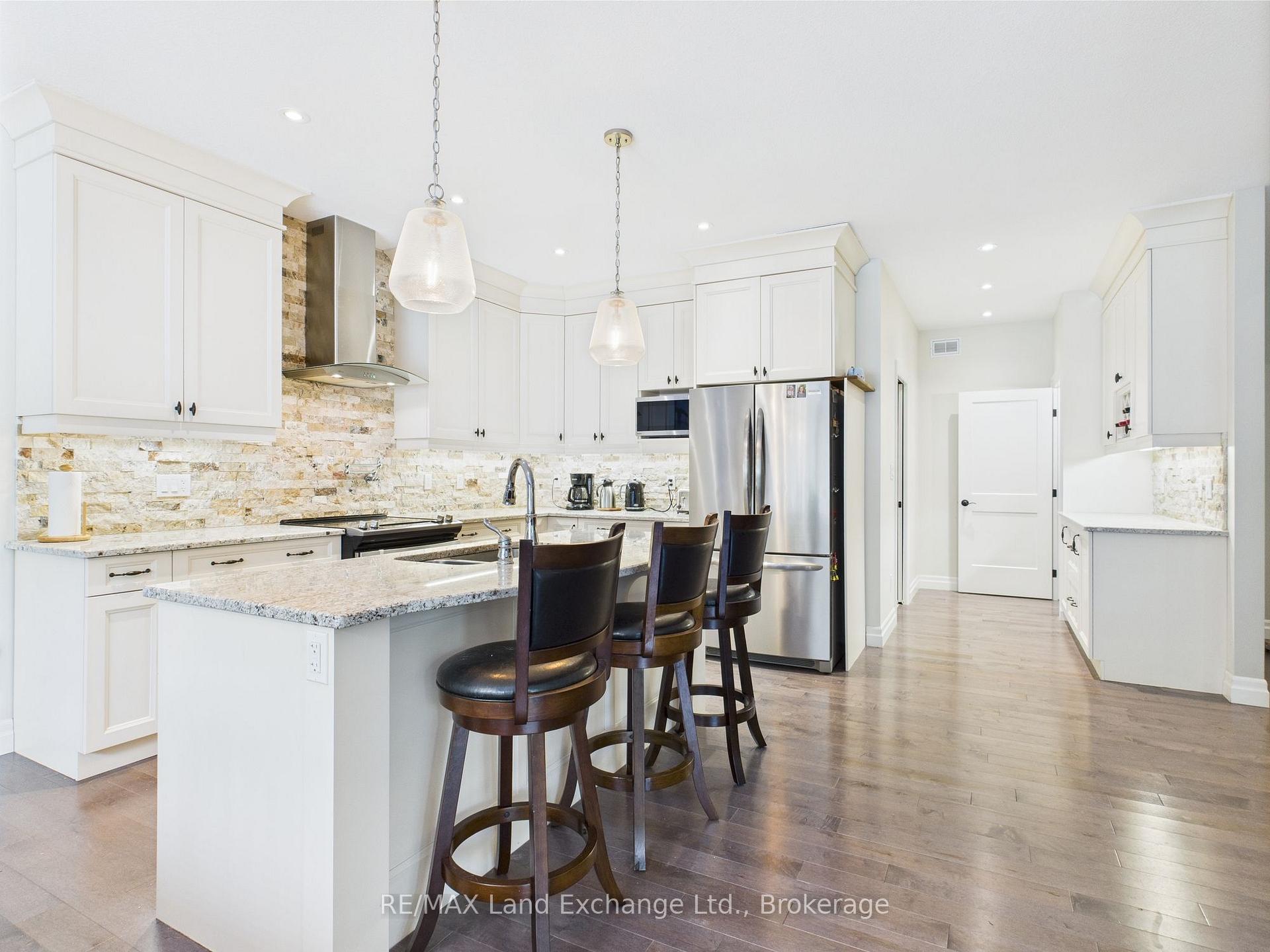 Photo 14 of 158 Upper Lorne Beach Road, Kincardine — HOMEH
