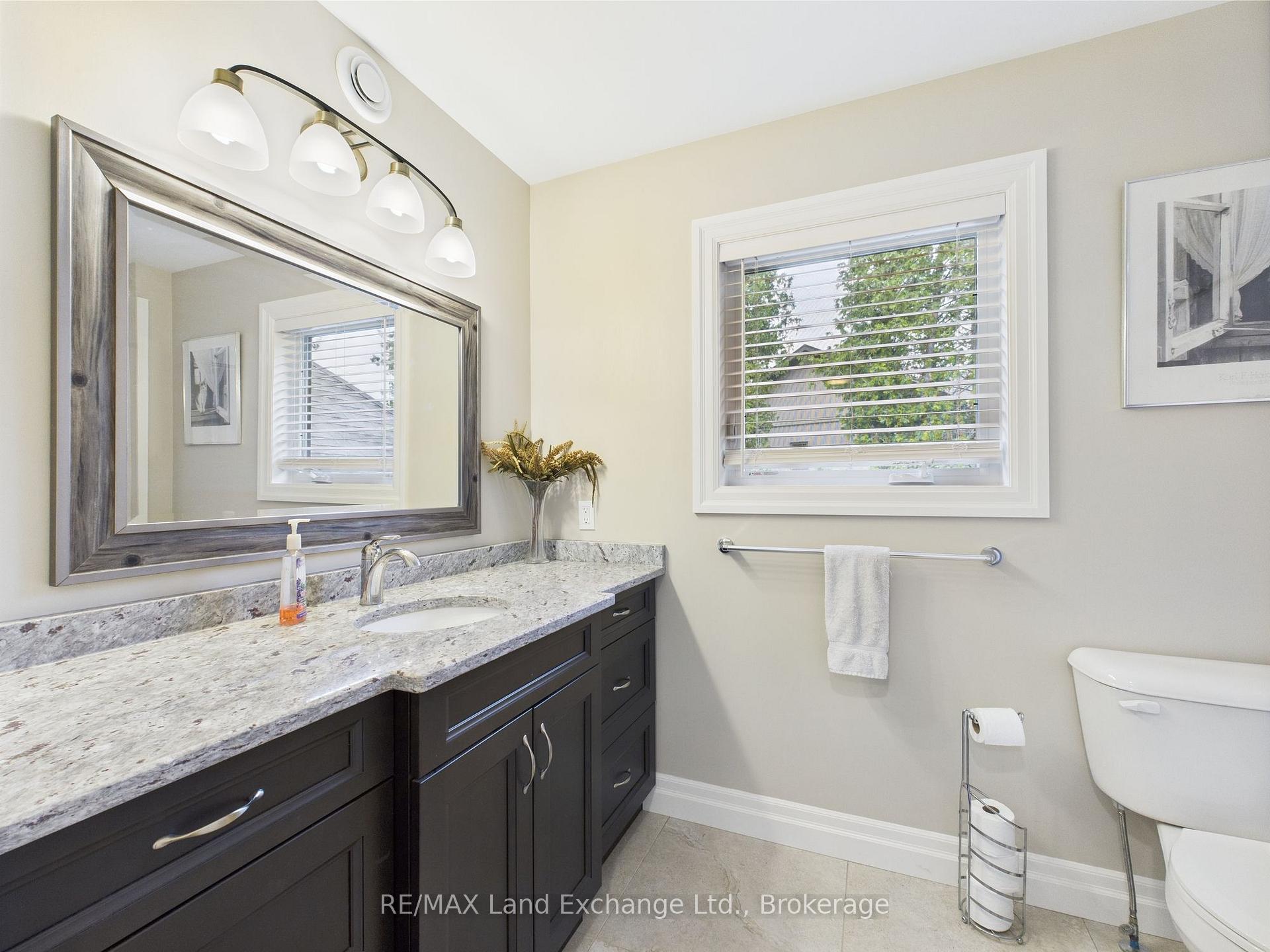 Photo 65 of 158 Upper Lorne Beach Road, Kincardine — HOMEH