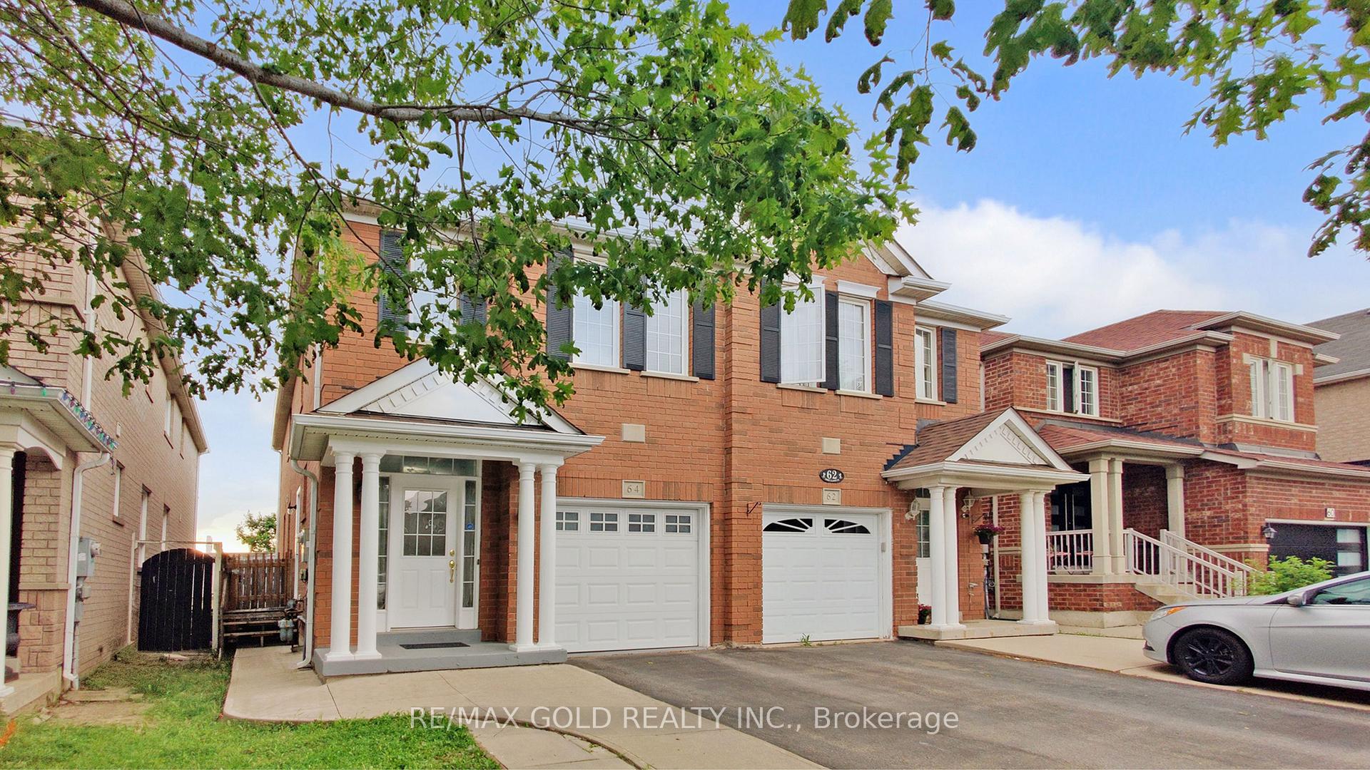 Photo 2 of 64 Sweet Clover Crescent, Brampton, Sandringham-Wellington — HOMEH