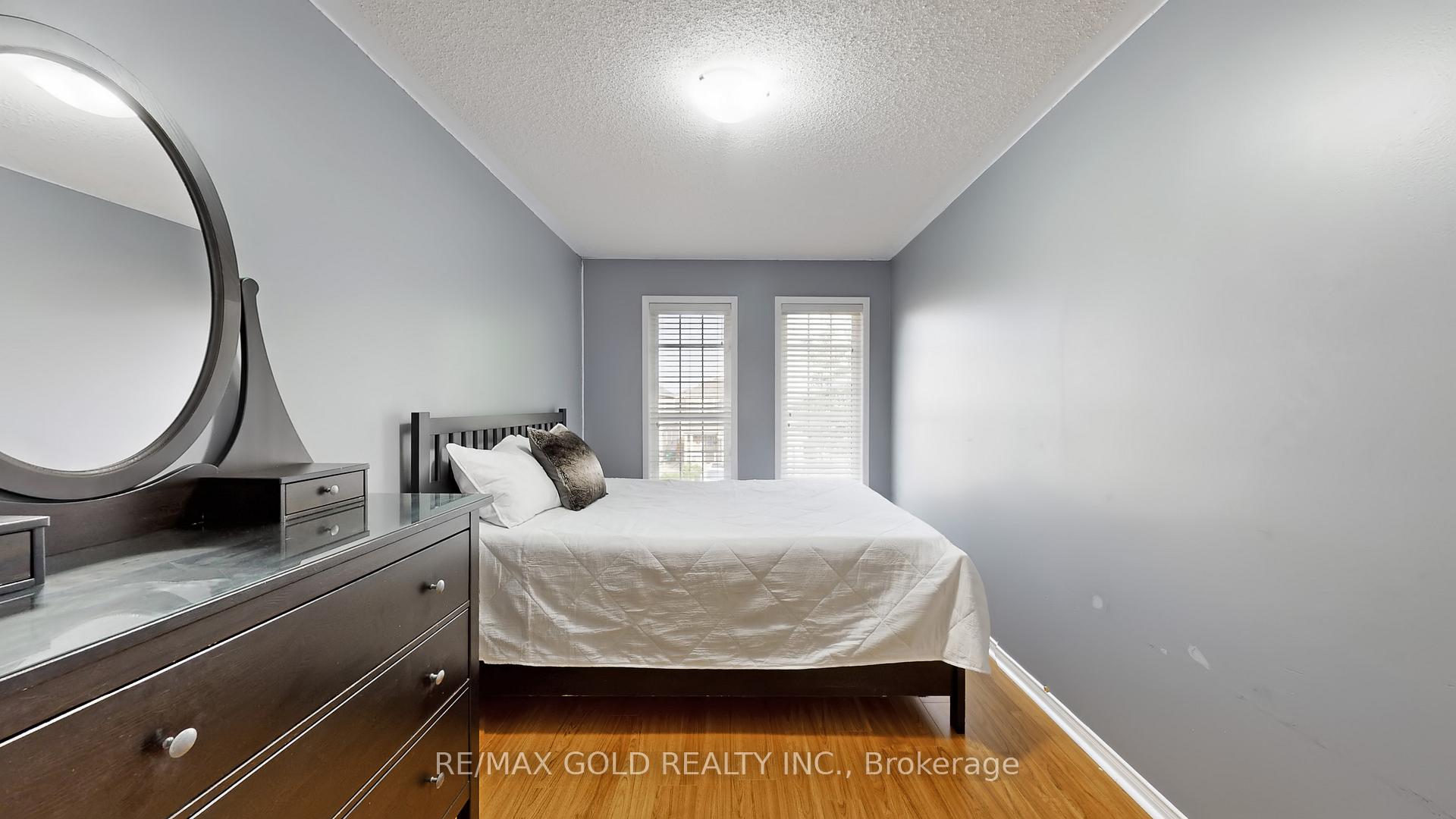 Photo 28 of 64 Sweet Clover Crescent, Brampton, Sandringham-Wellington — HOMEH
