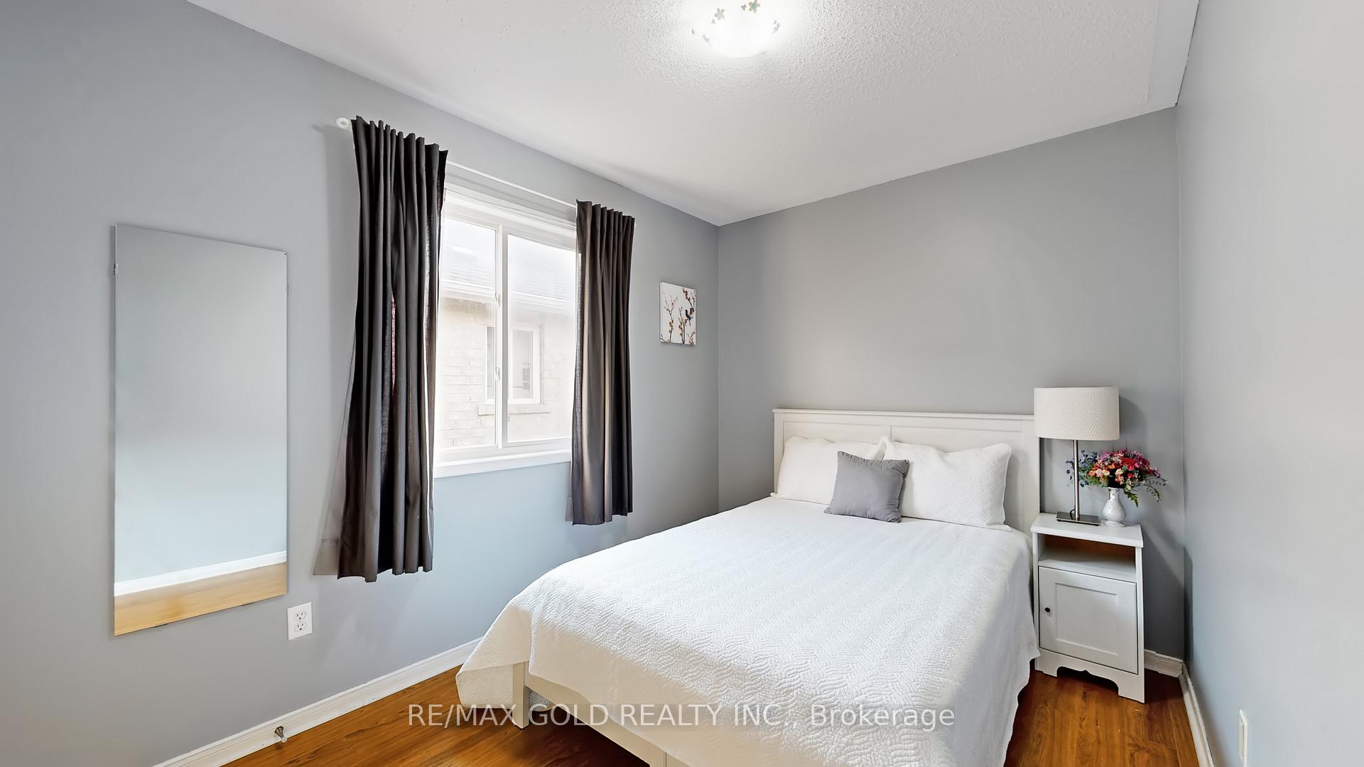 Photo 24 of 64 Sweet Clover Crescent, Brampton, Sandringham-Wellington — HOMEH
