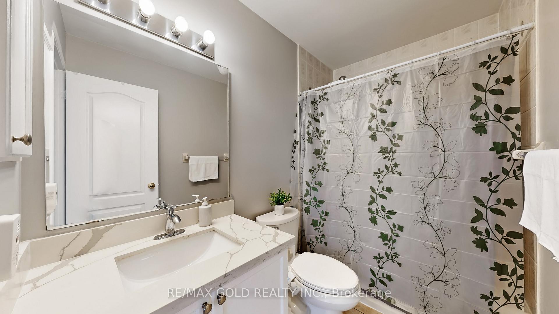 Photo 29 of 64 Sweet Clover Crescent, Brampton, Sandringham-Wellington — HOMEH