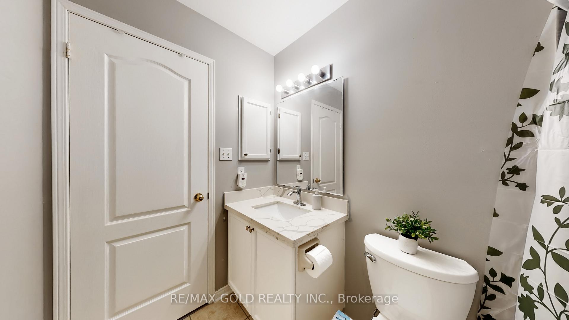 Photo 45 of 64 Sweet Clover Crescent, Brampton, Sandringham-Wellington — HOMEH