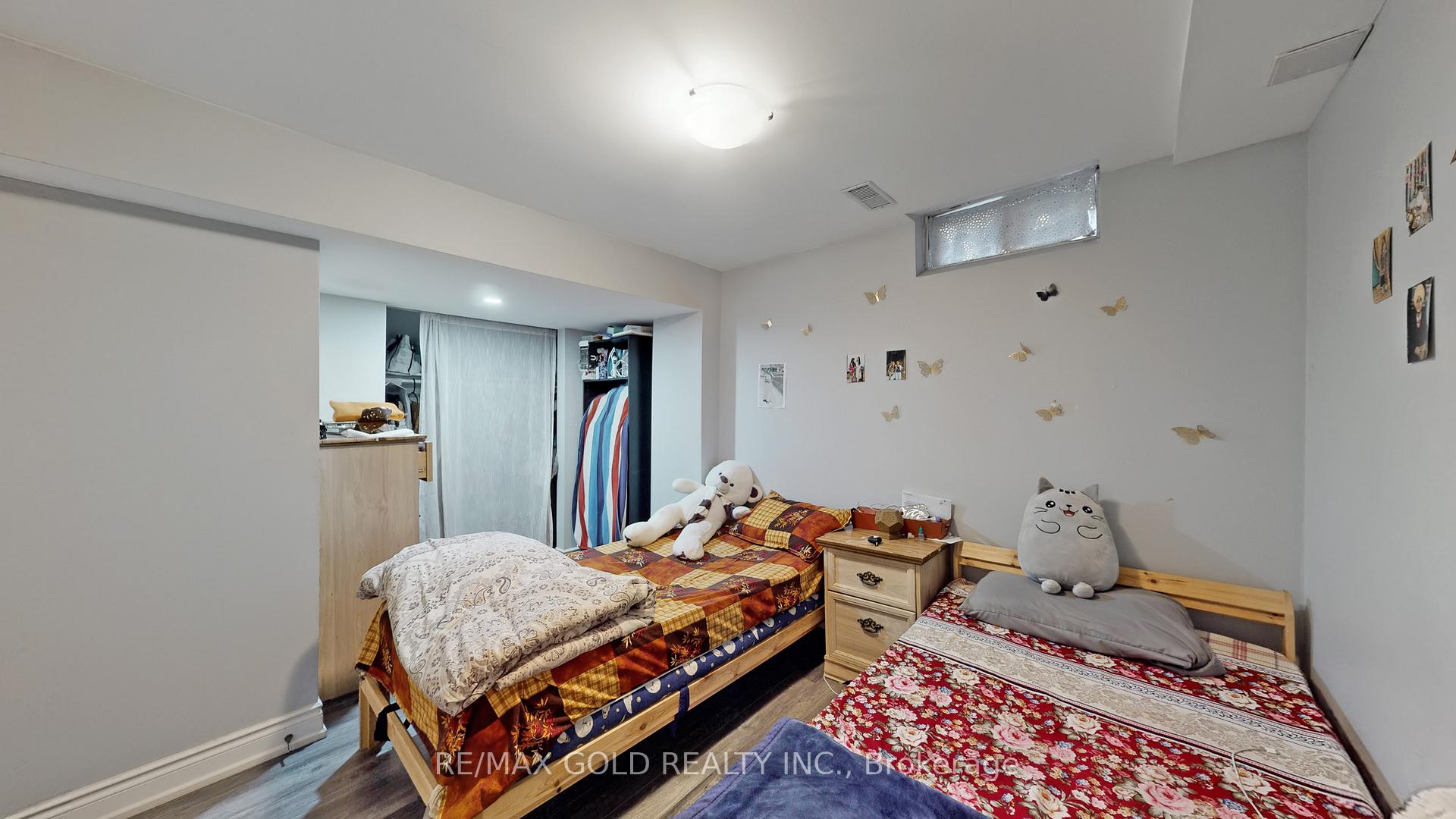 Photo 31 of 64 Sweet Clover Crescent, Brampton, Sandringham-Wellington — HOMEH