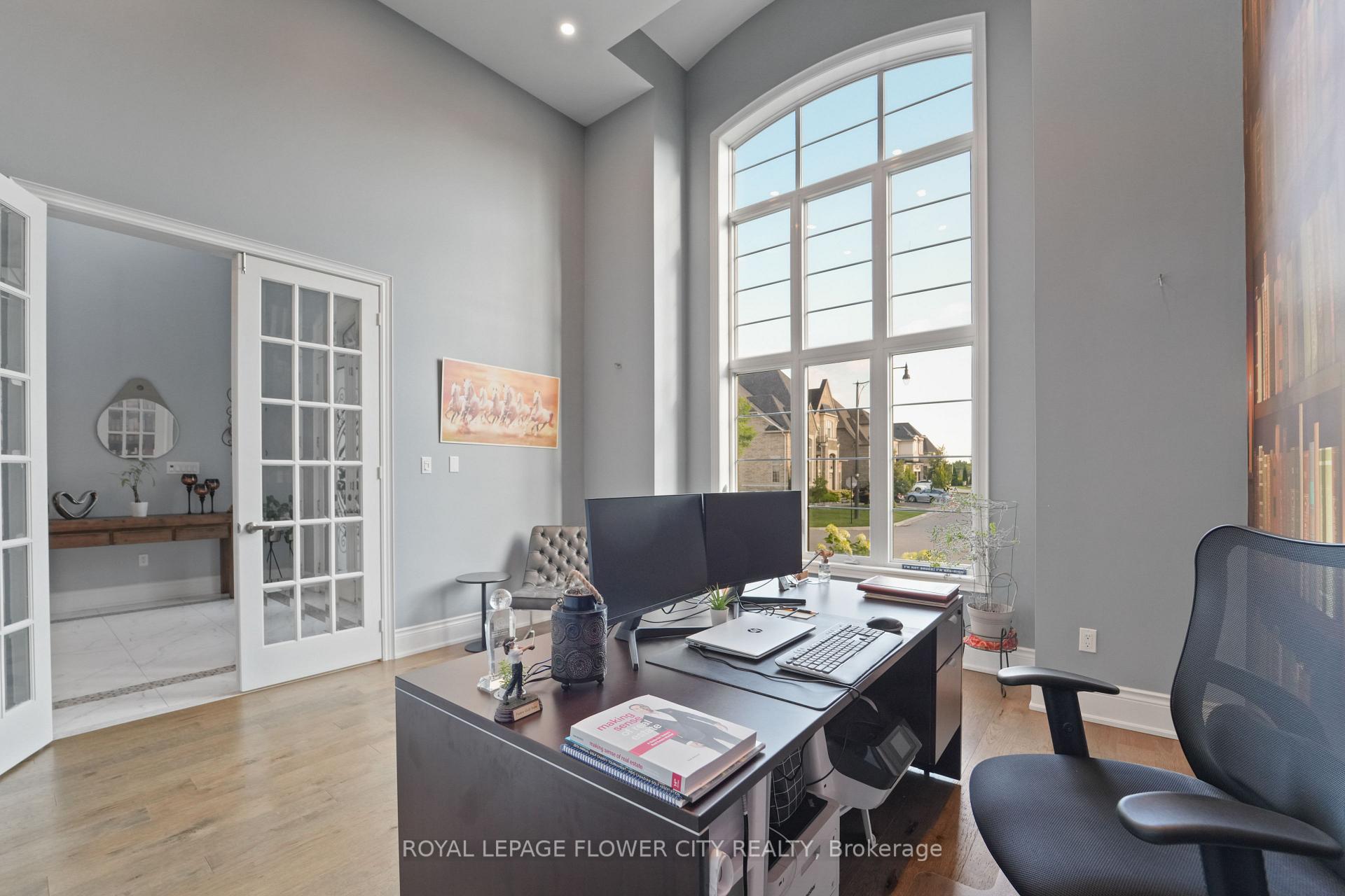 Photo 5 of 40 Quintette Close, Brampton, Toronto Gore Rural Estate — HOMEH