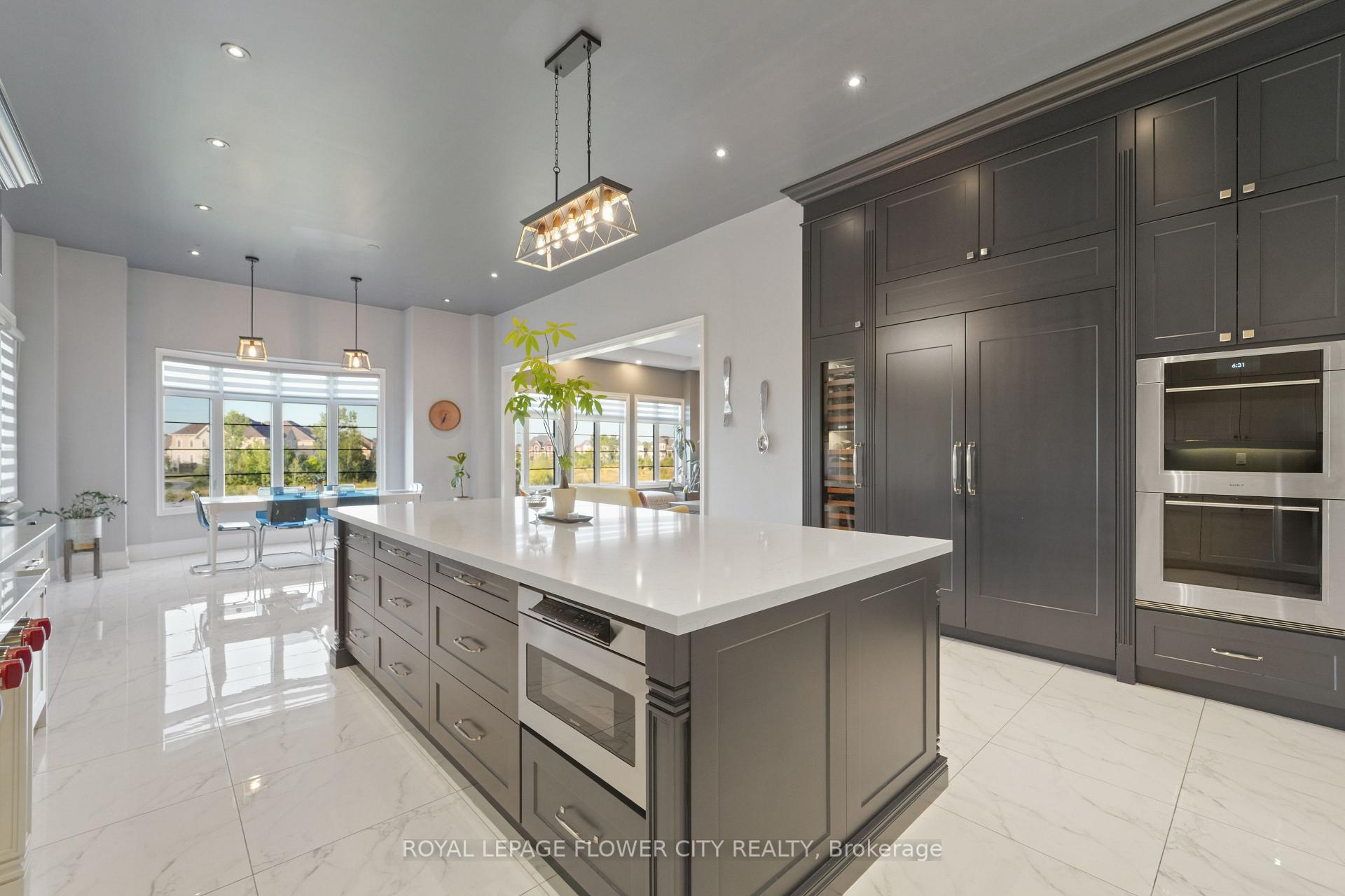 Photo 15 of 40 Quintette Close, Brampton, Toronto Gore Rural Estate — HOMEH