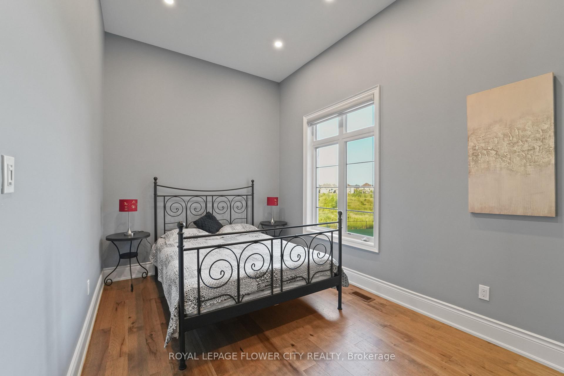 Photo 24 of 40 Quintette Close, Brampton, Toronto Gore Rural Estate — HOMEH