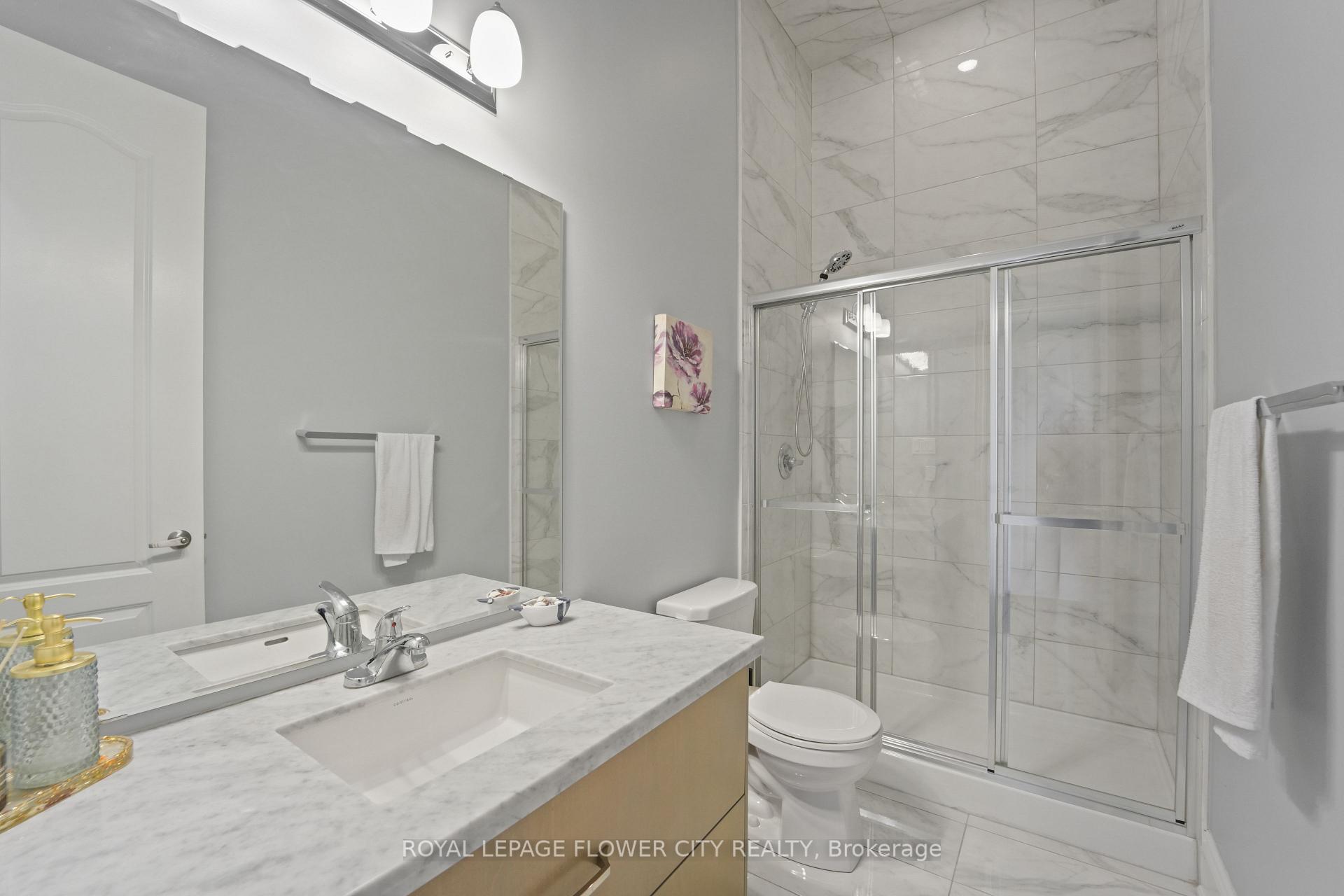 Photo 25 of 40 Quintette Close, Brampton, Toronto Gore Rural Estate — HOMEH