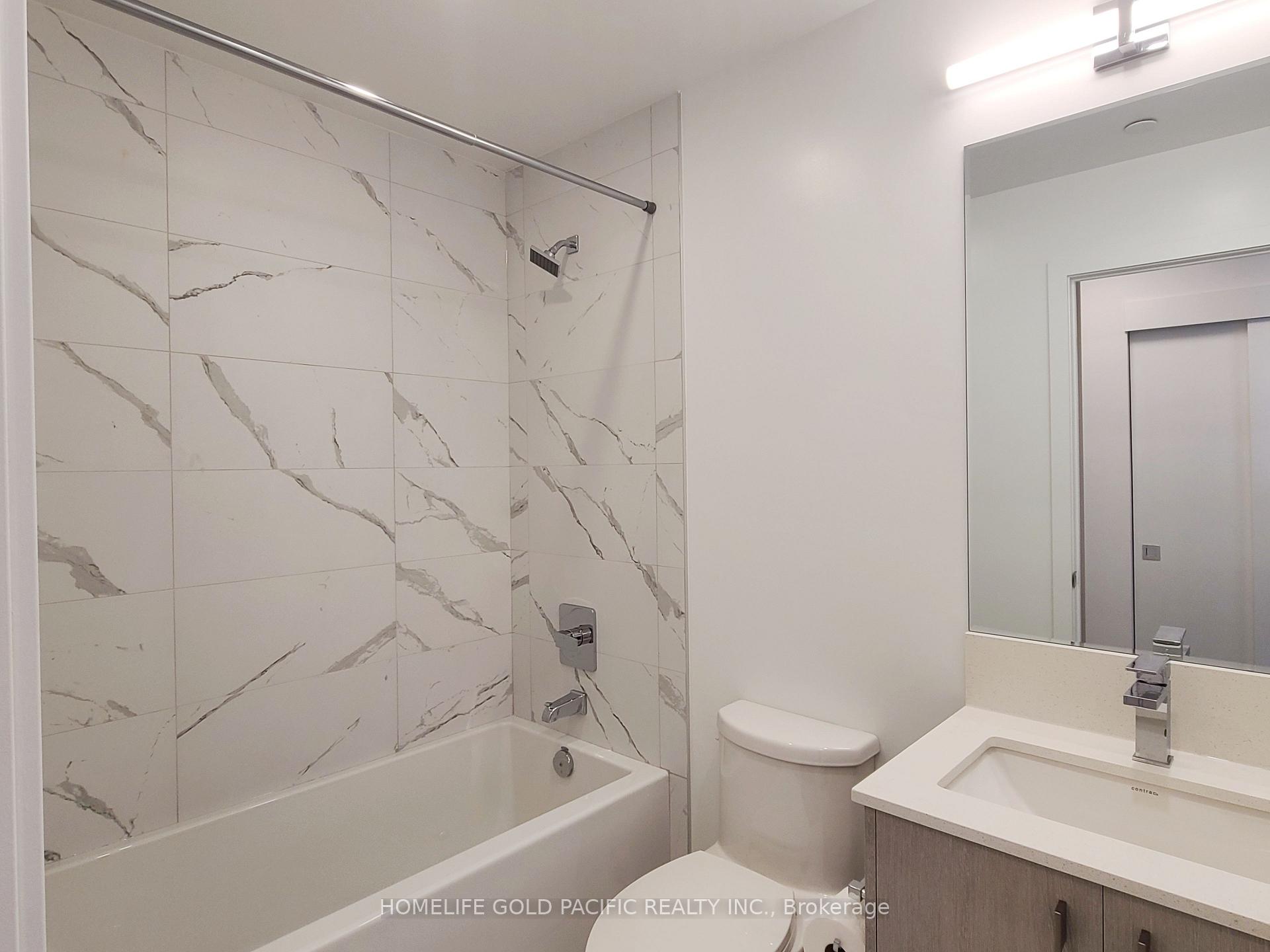 Photo 12 of Unit 902, 8 Manor Road W, Toronto, Yonge-Eglinton — HOMEH