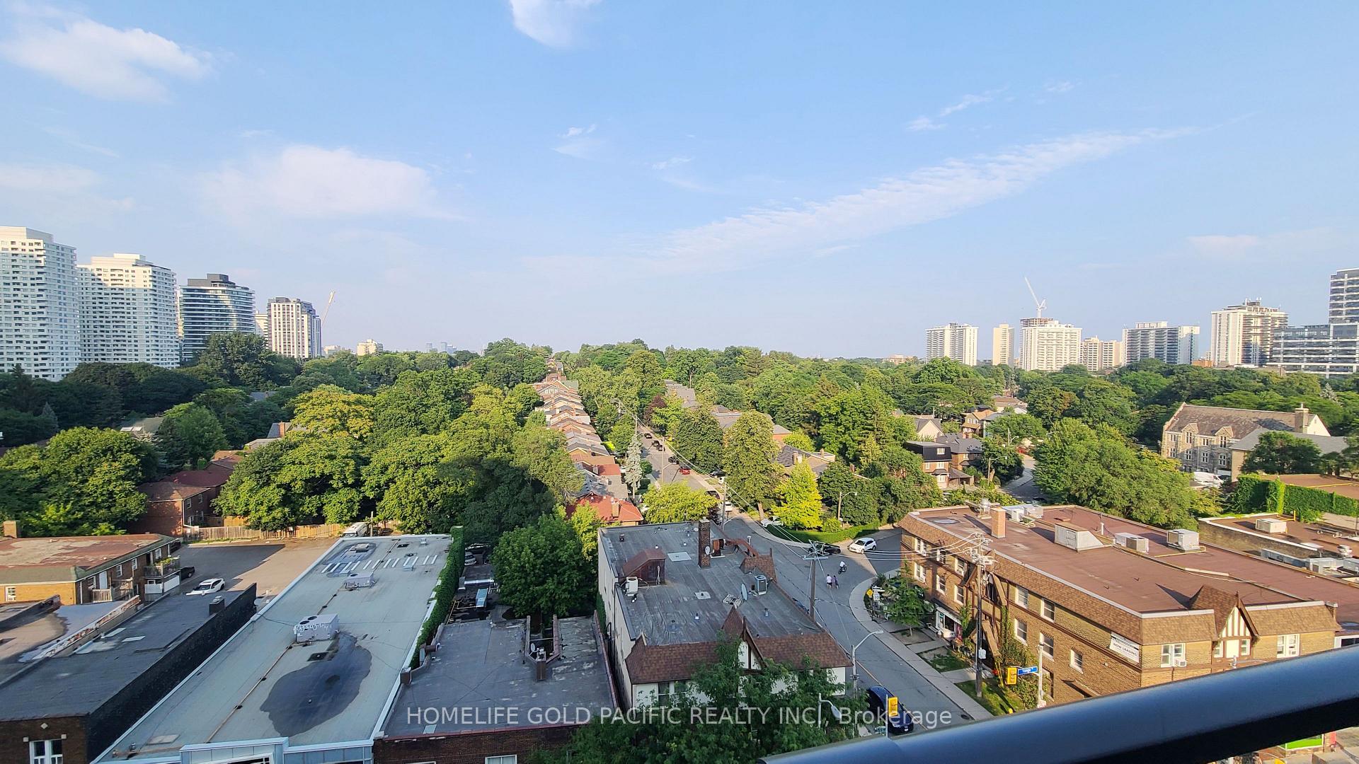 Photo 15 of Unit 902, 8 Manor Road W, Toronto, Yonge-Eglinton — HOMEH