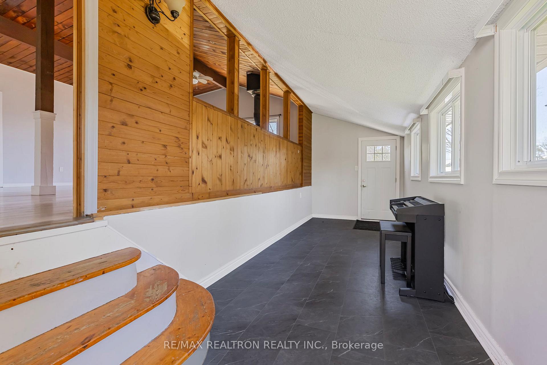 Photo 10 of 3708 Maple Grove Road, Innisfil, Rural Innisfil — HOMEH